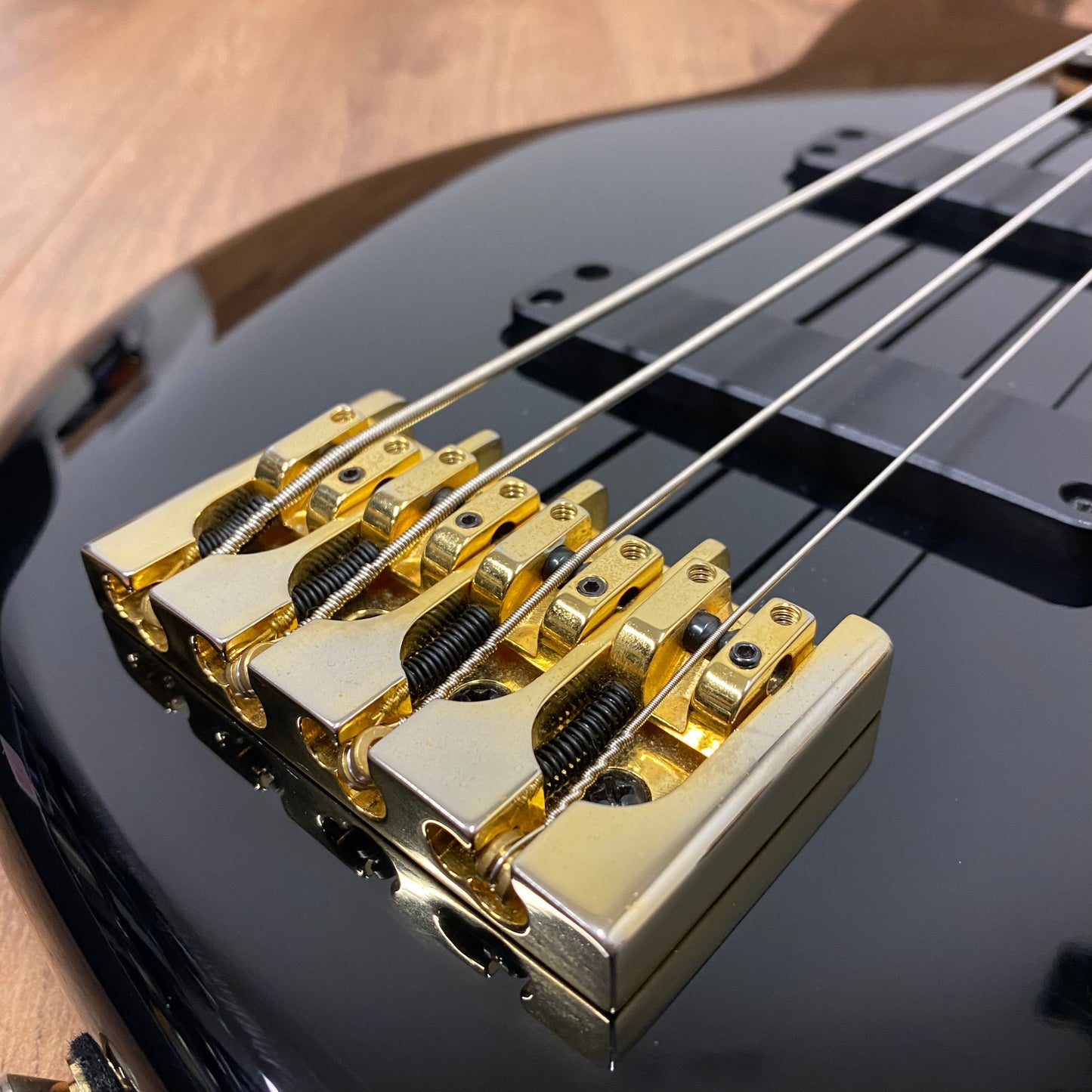 Pre-Owned Overwater J Series Custom Deluxe - Black -2006