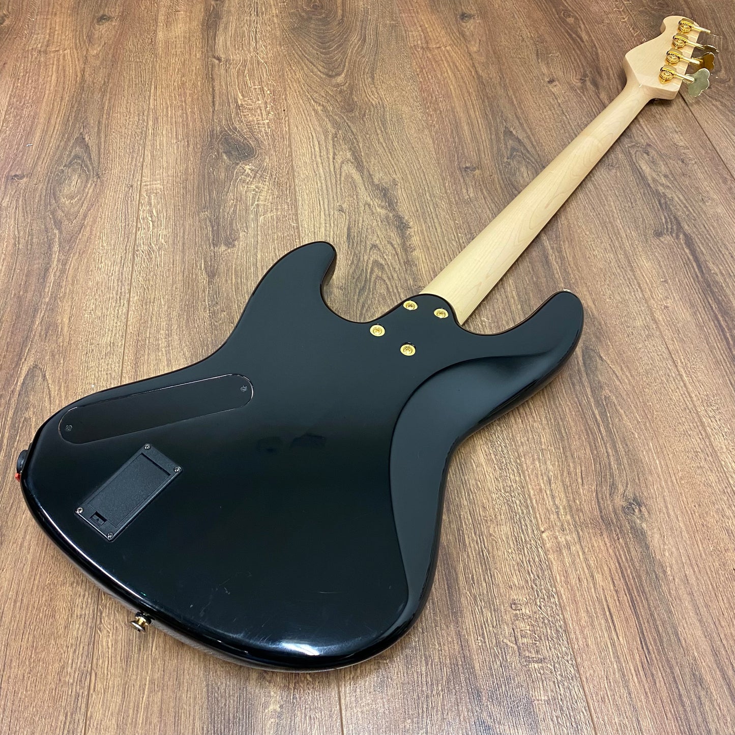 Pre-Owned Overwater J Series Custom Deluxe - Black -2006