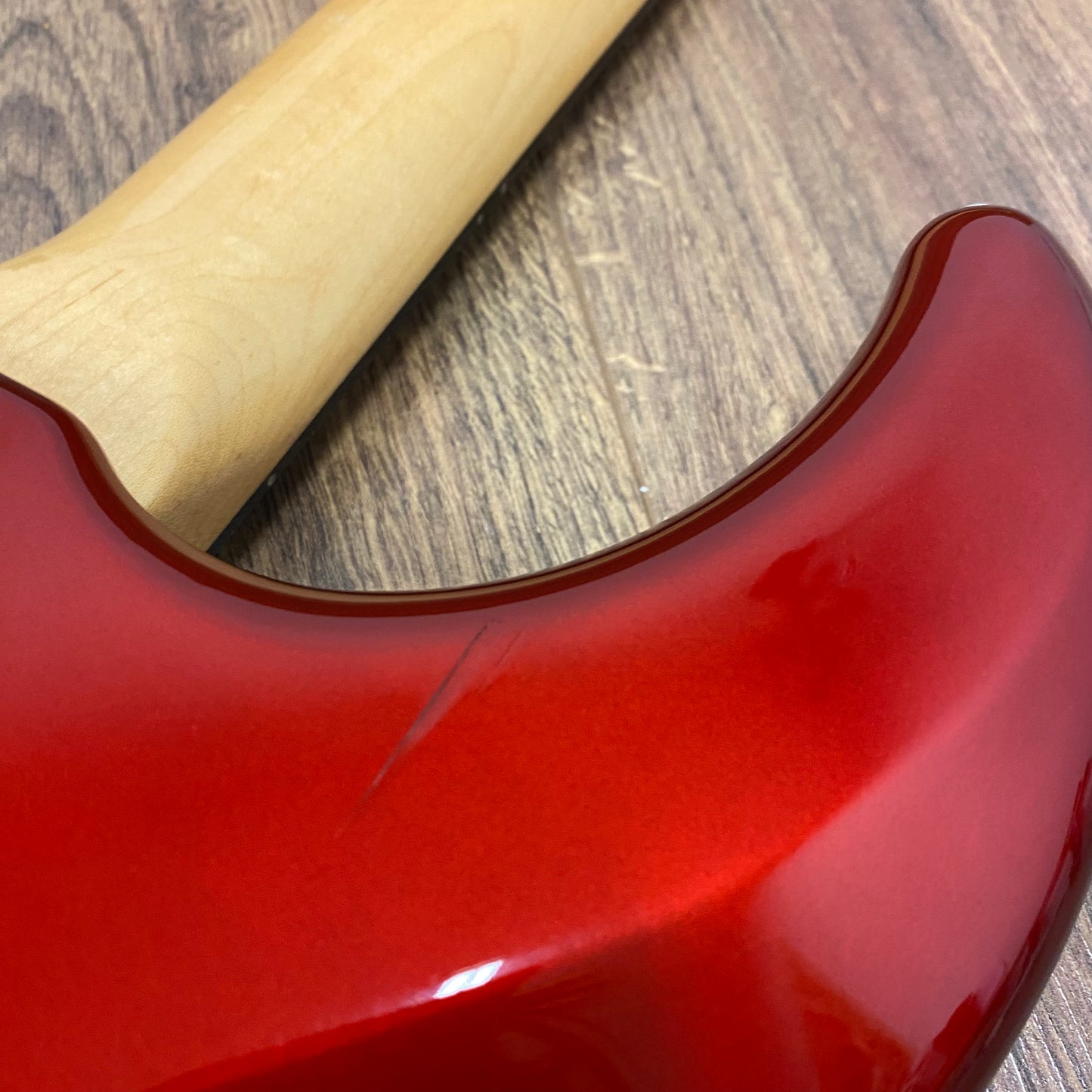 Pre-Owned Yamaha BB350F Fretless Bass - Red