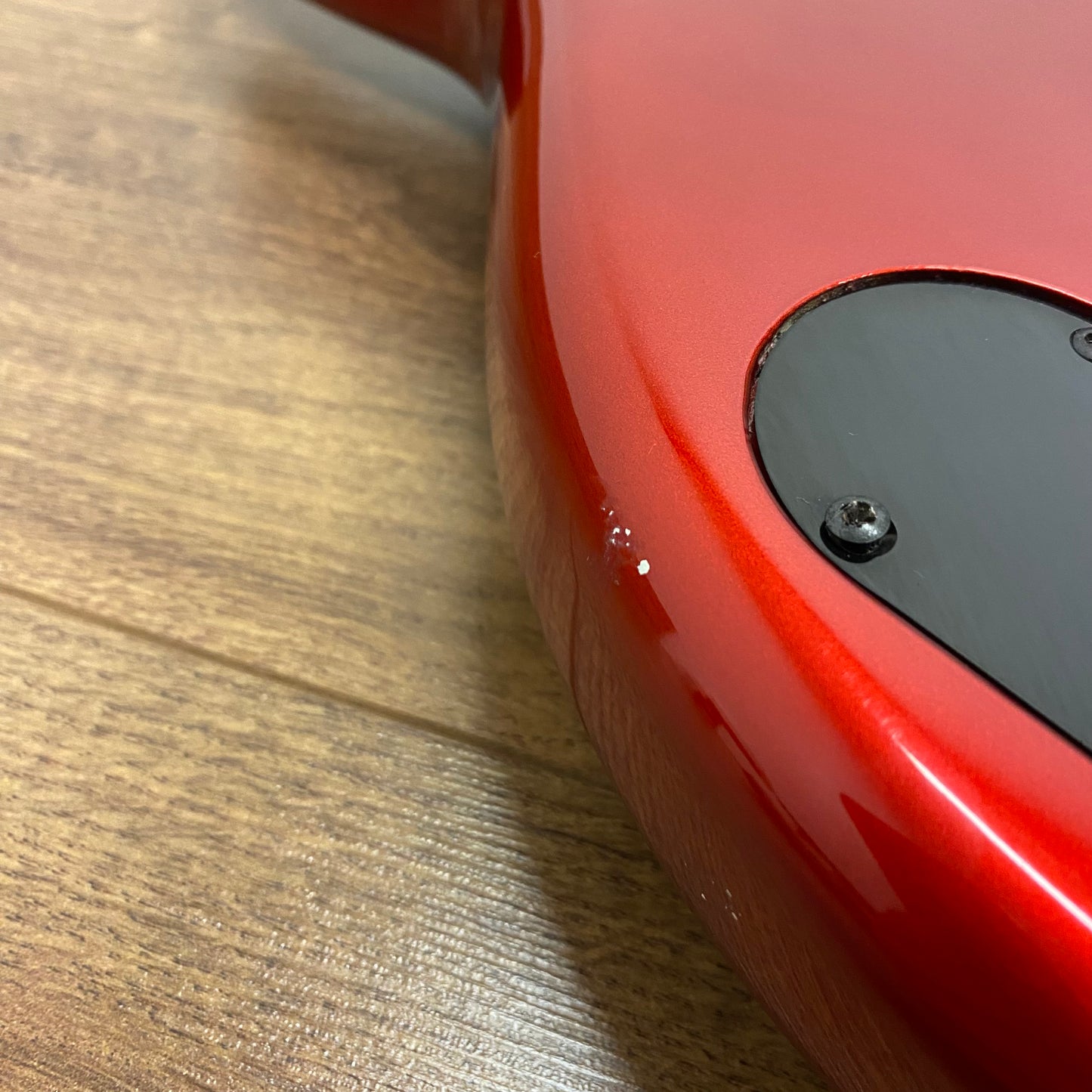 Pre-Owned Yamaha BB350F Fretless Bass - Red