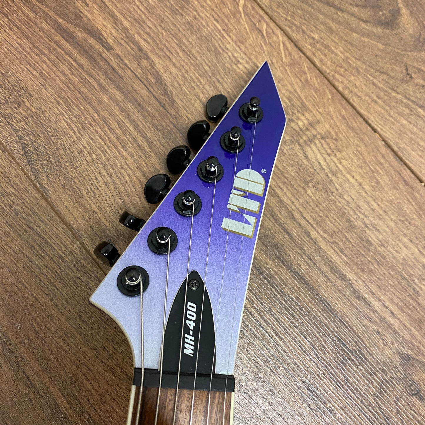 Pre-Owned ESP LTD MH-400NT - Violet Pearl Fade Metallic