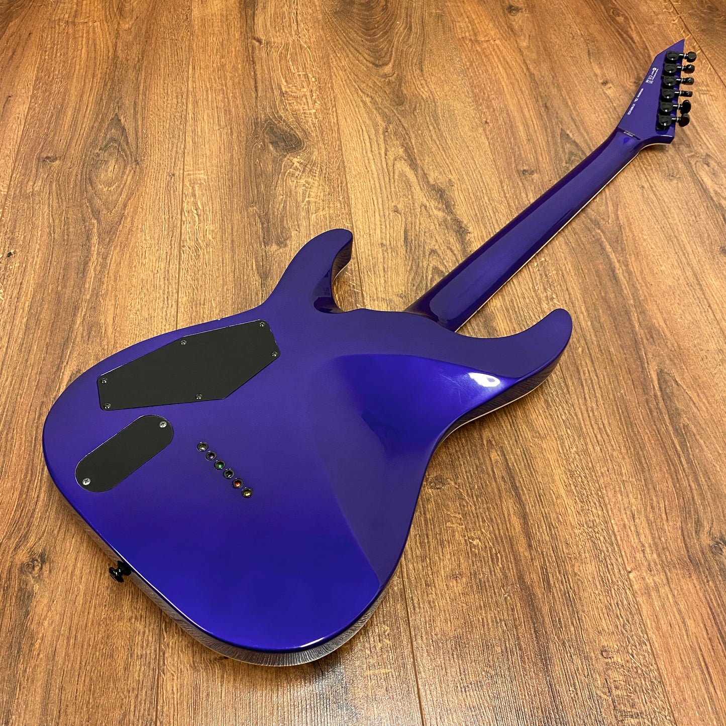 Pre-Owned ESP LTD MH-400NT - Violet Pearl Fade Metallic