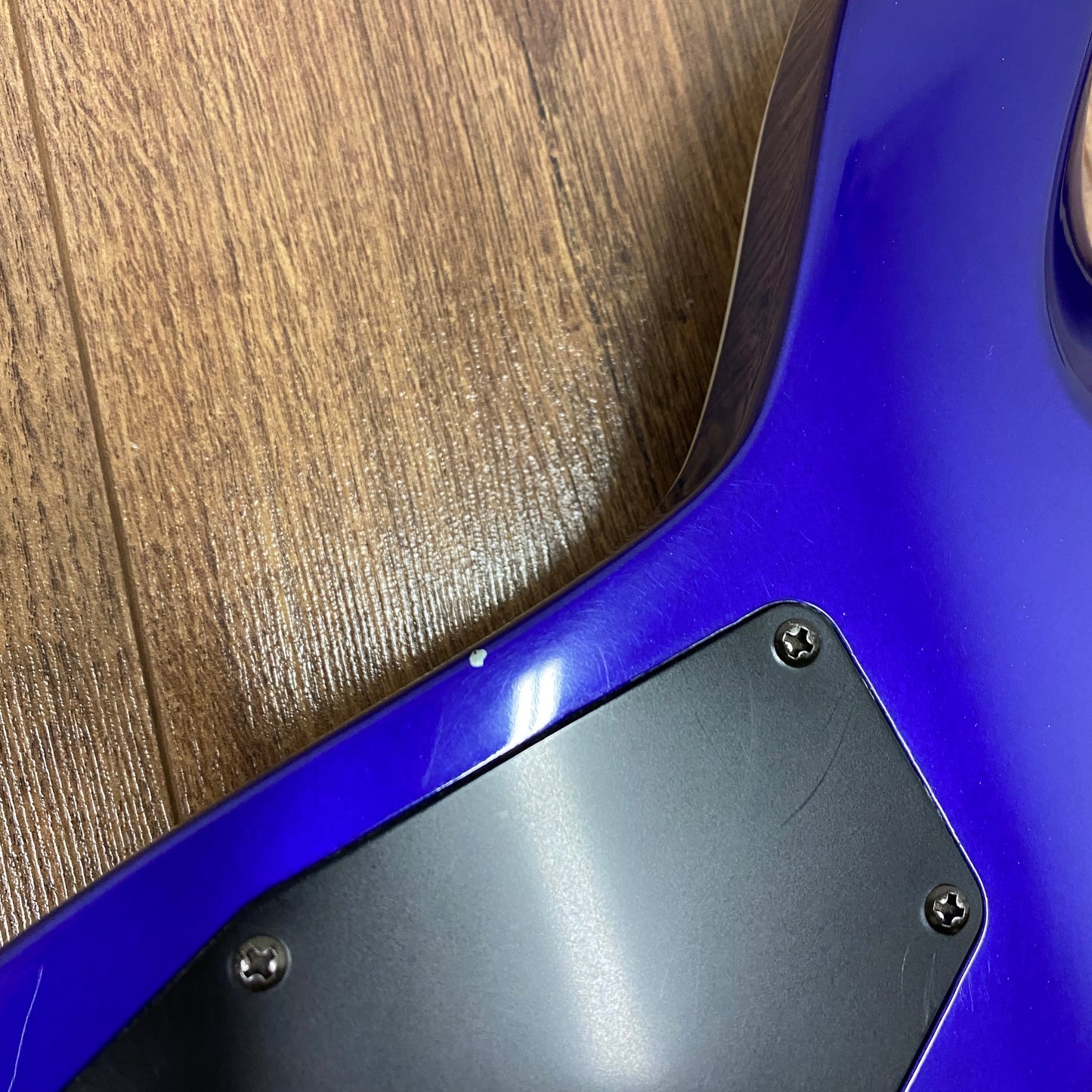 Pre-Owned ESP LTD MH-400NT - Violet Pearl Fade Metallic