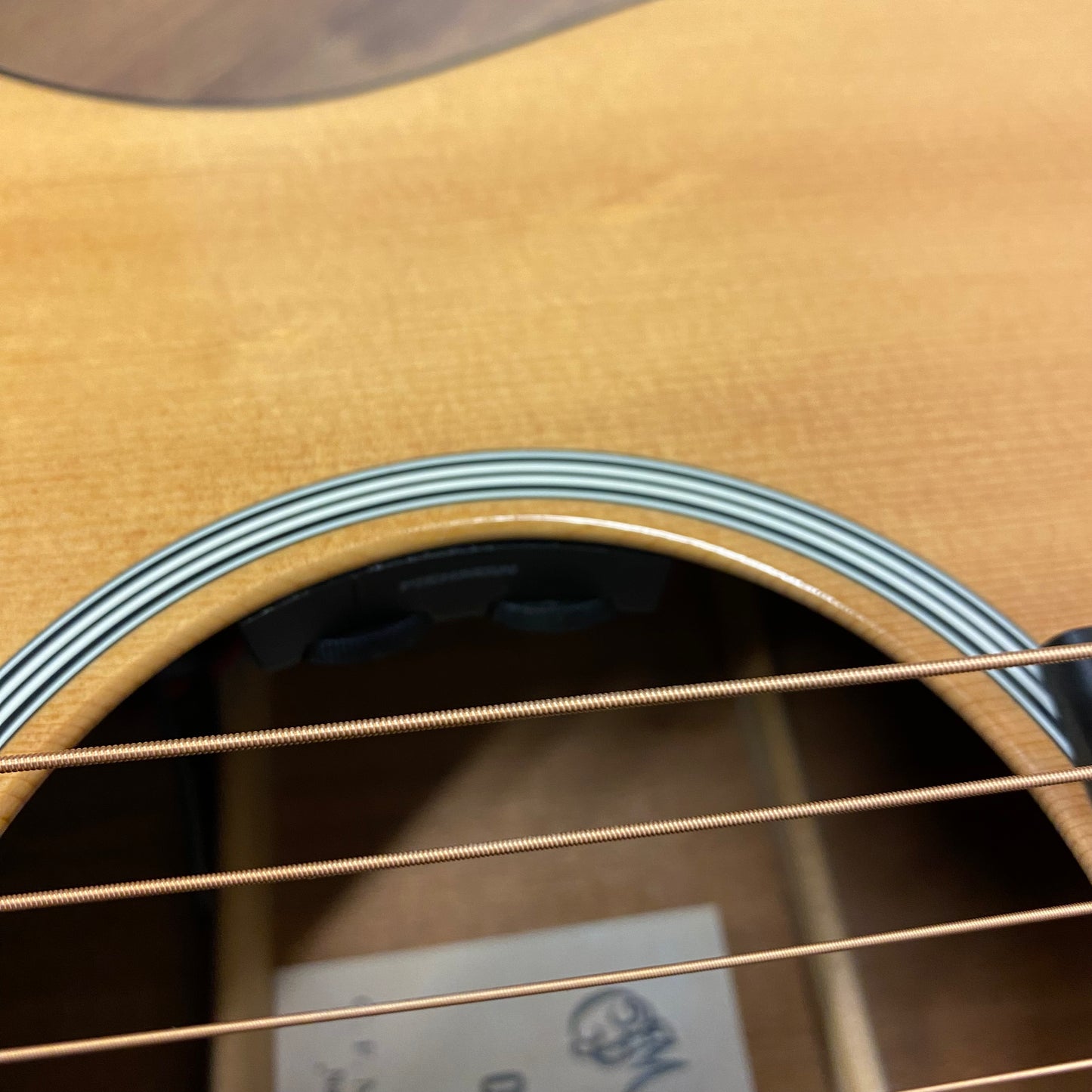 Pre-Owned Martin 000RSGT Electro-Acoustic - Natural
