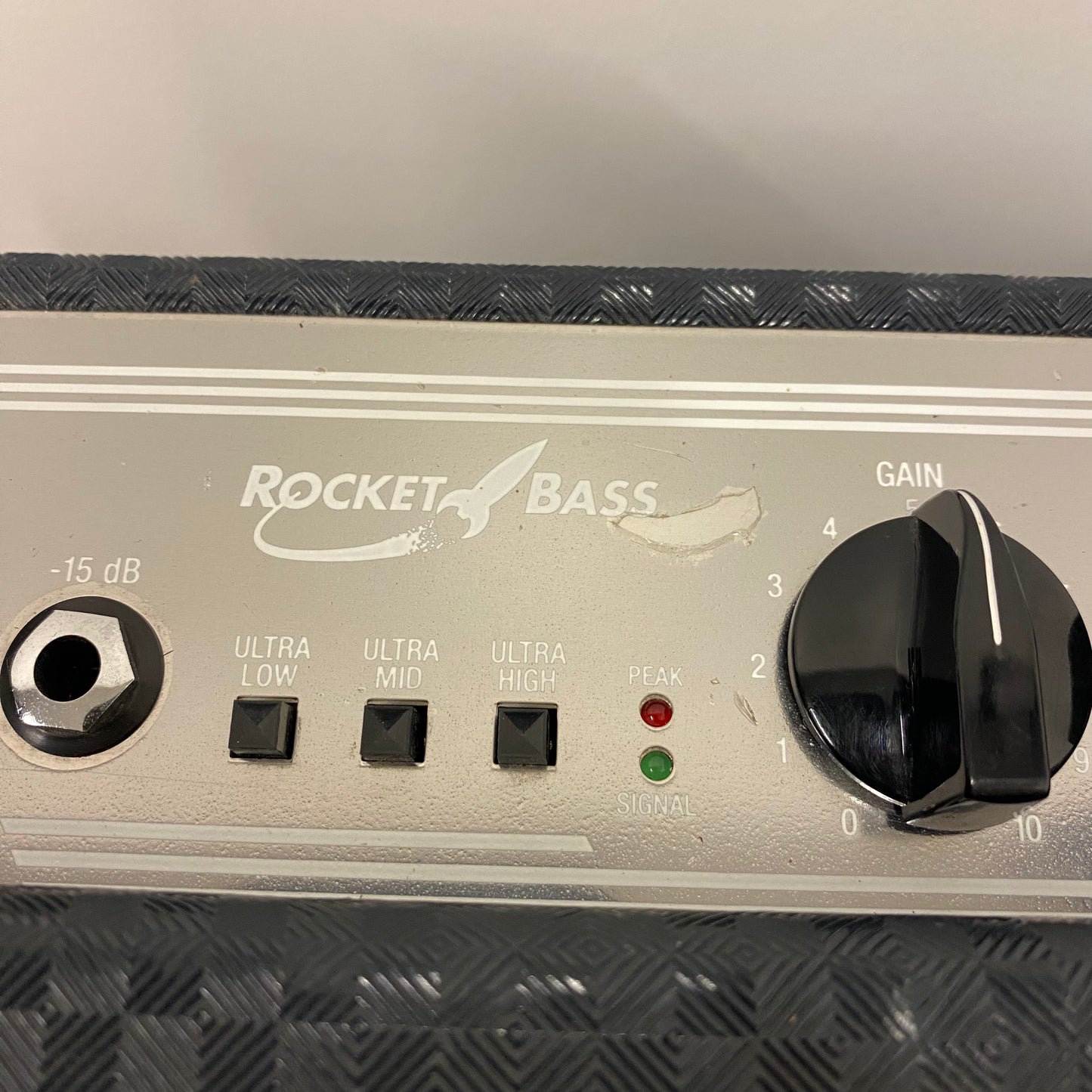 Pre-Owned Ampeg B100R 100w 1x15" Bass Combo - Made in USA