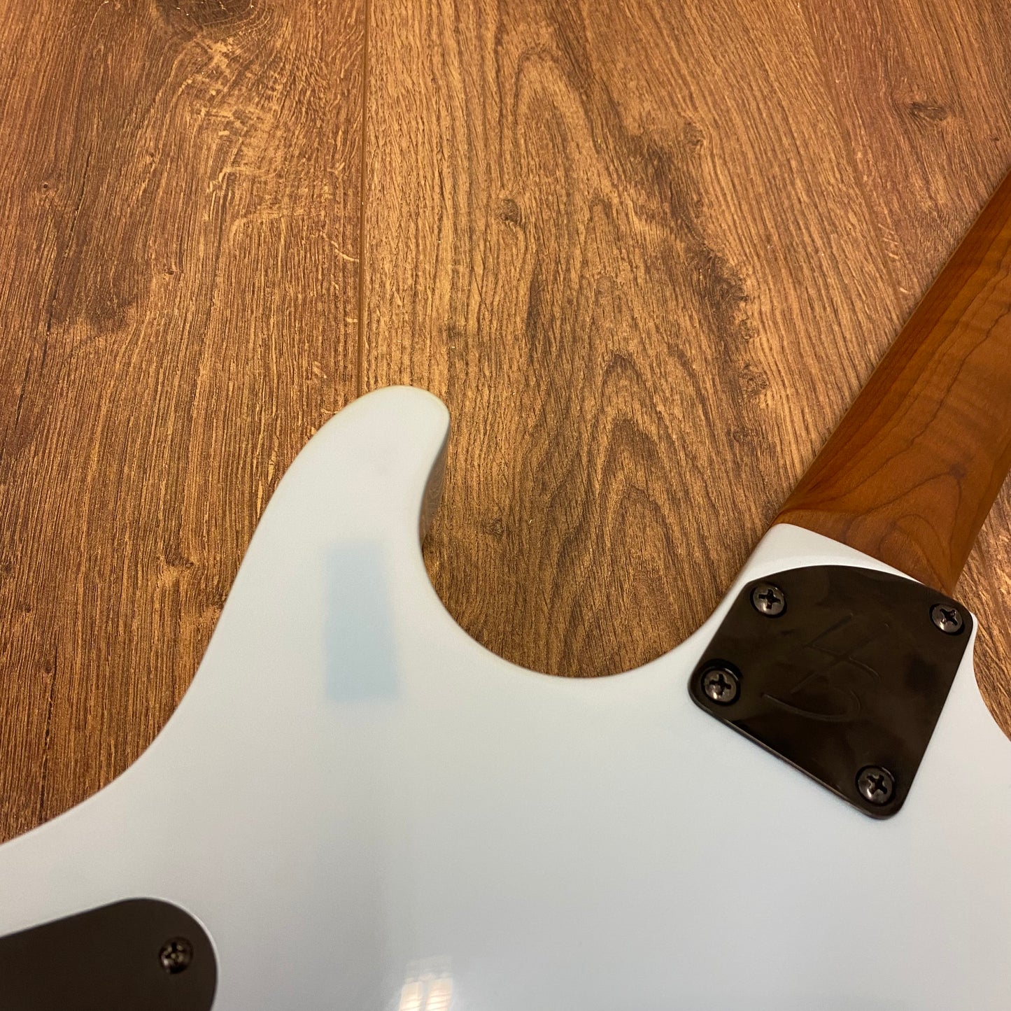 Pre-Owned Harley Benton Dullahan FT 24 - Daphne Blue - Warman Pickups