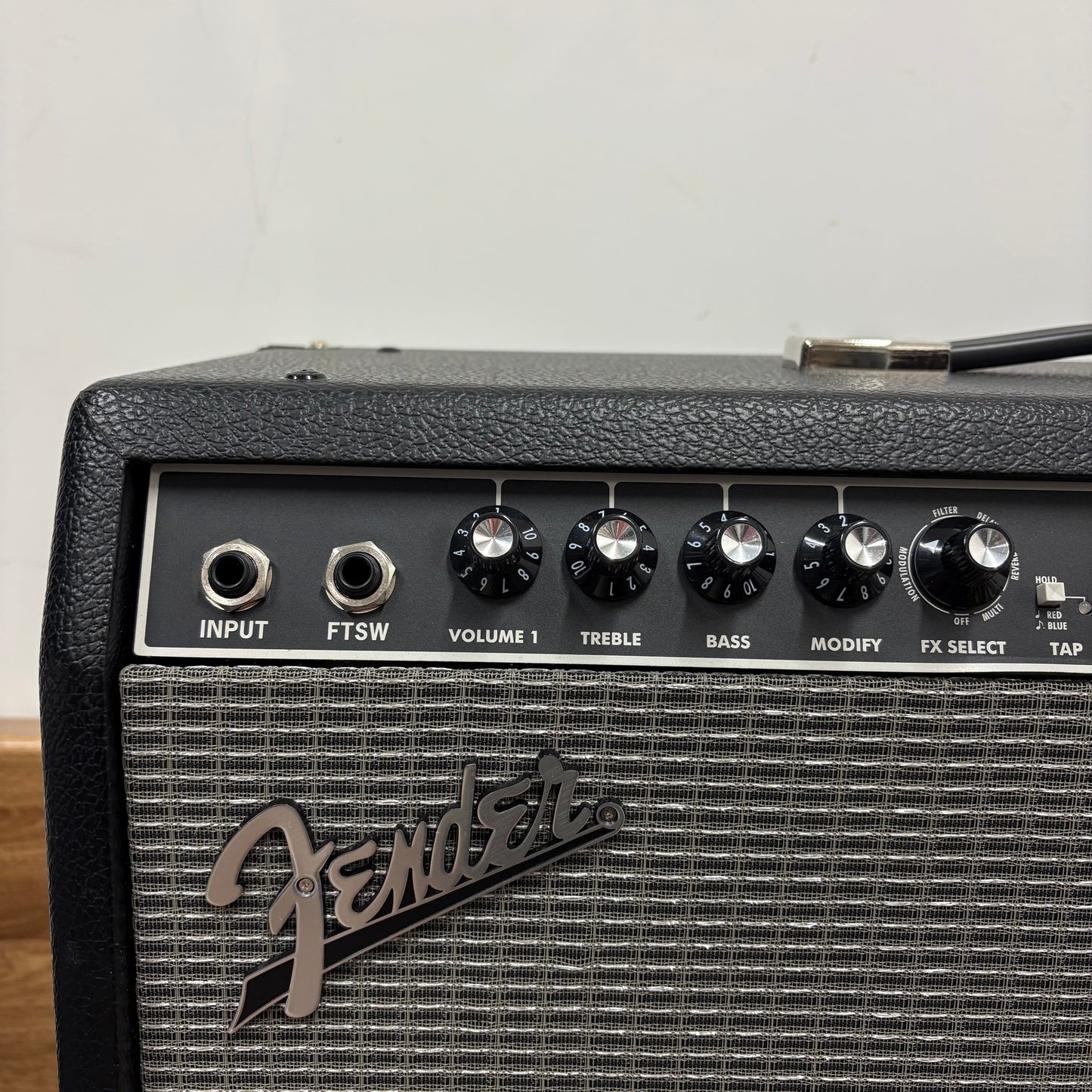 Pre-Owned Fender Champion II 100 Combo Amp