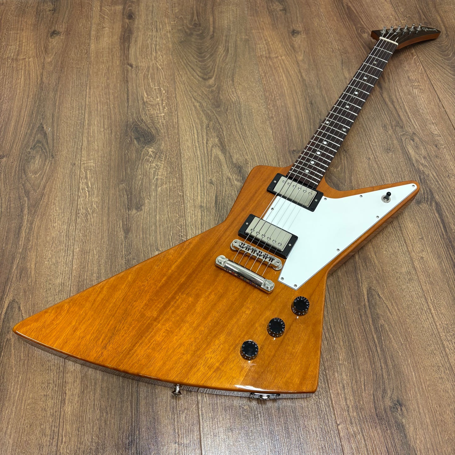 Pre-Owned Gibson Explorer - Antique Natural - 2018