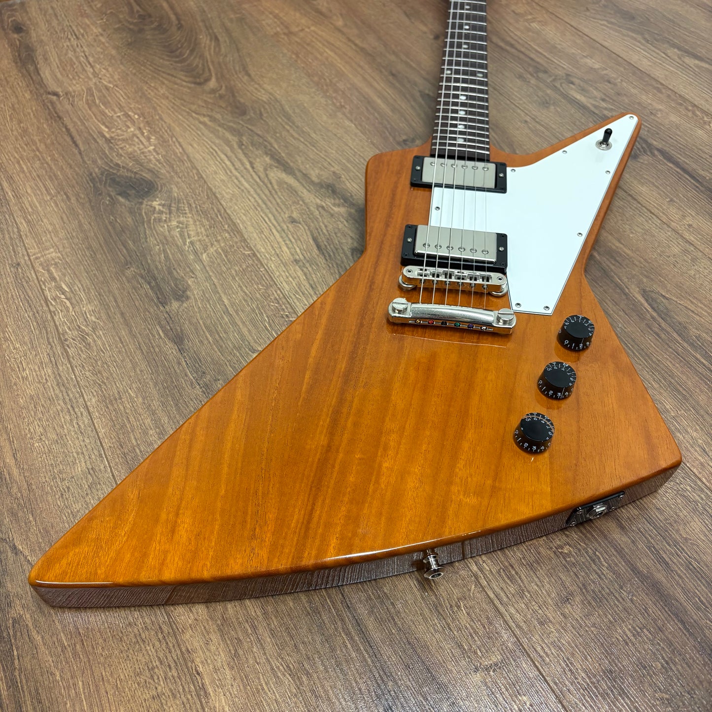 Pre-Owned Gibson Explorer - Antique Natural - 2018