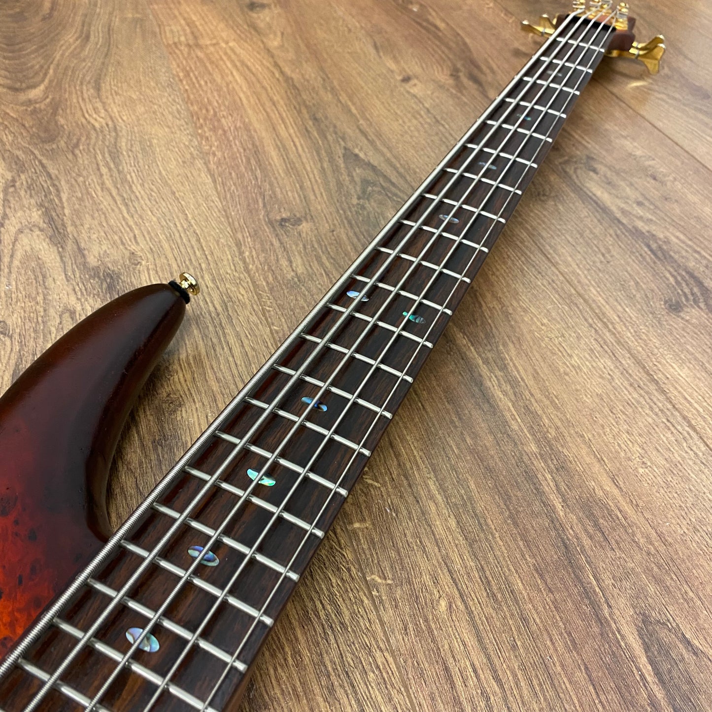 Pre-Owned Ibanez SR805 Bass - Aged Whiskey Burst Flat