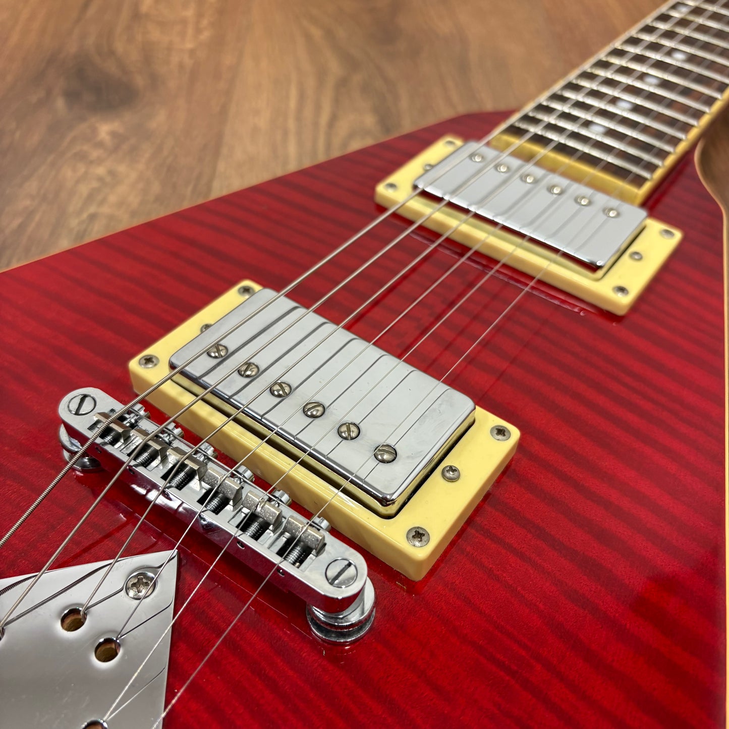 Pre-Owned Rally Flying V - Red