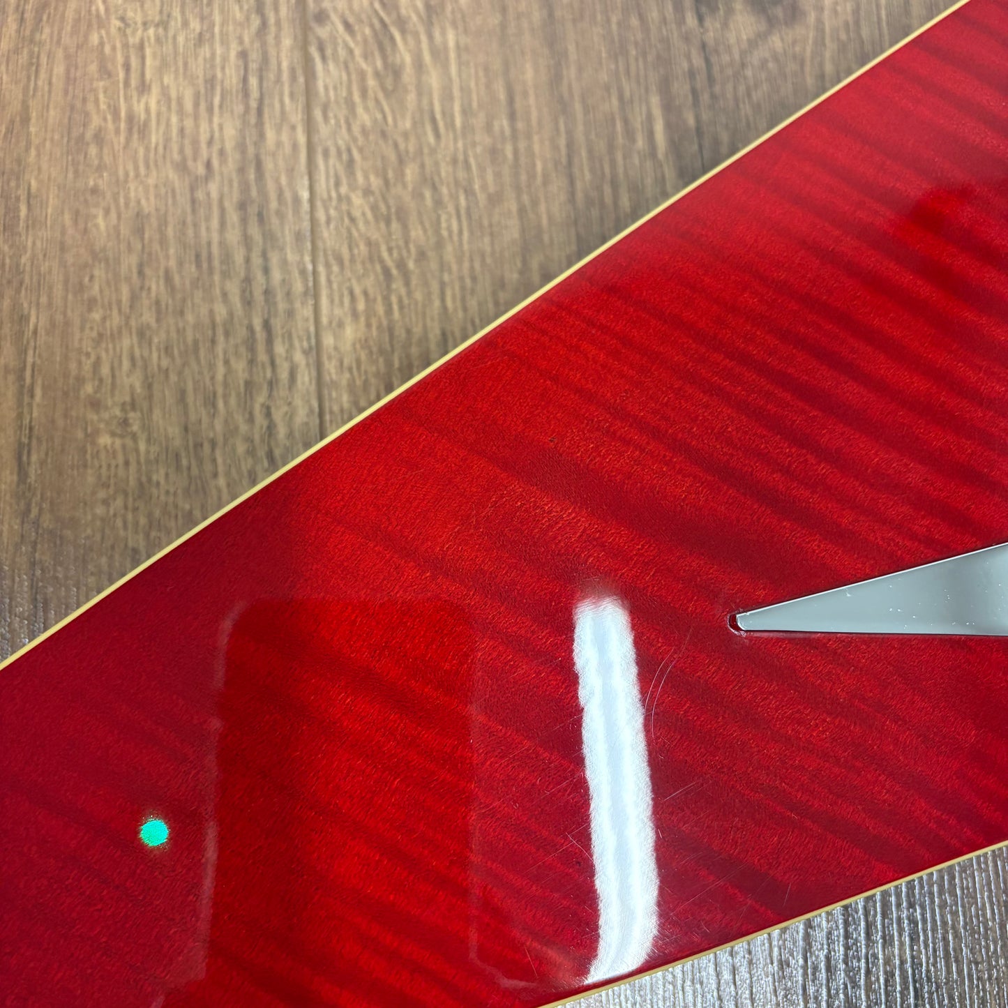 Pre-Owned Rally Flying V - Red