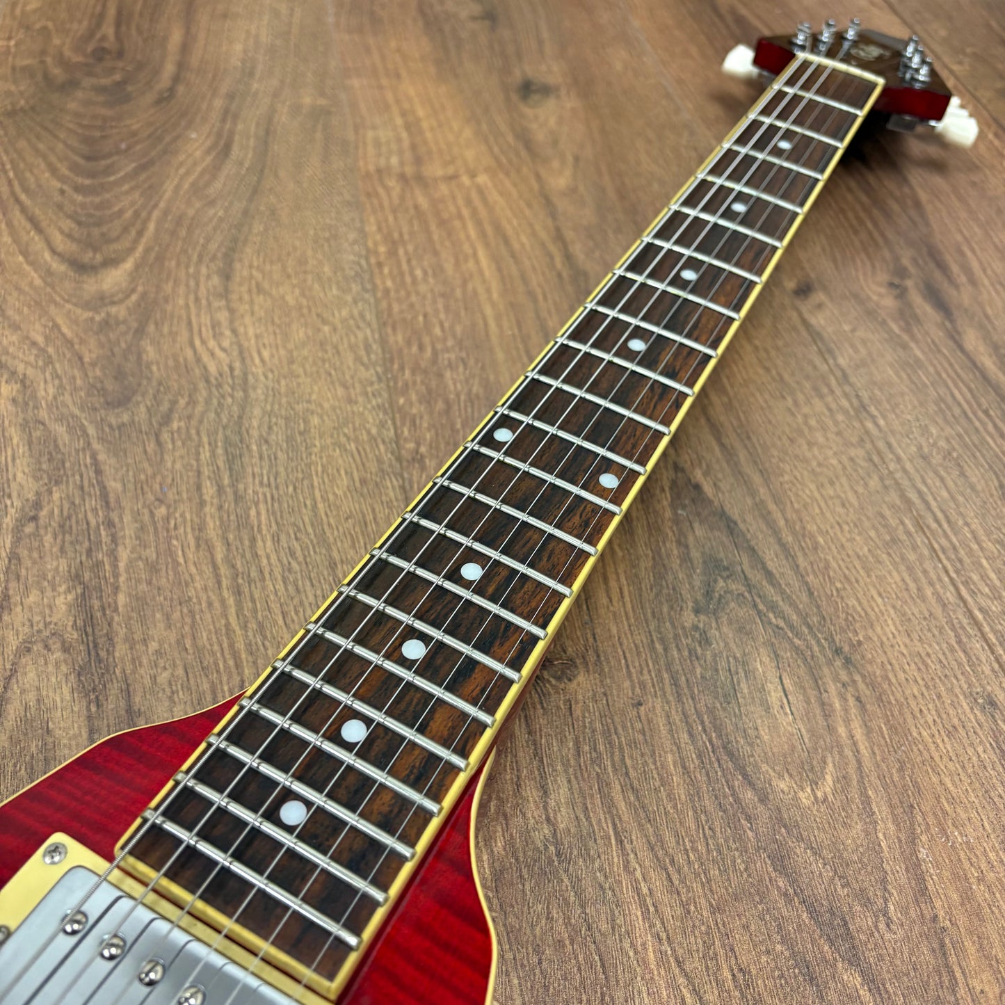 Pre-Owned Rally Flying V - Red