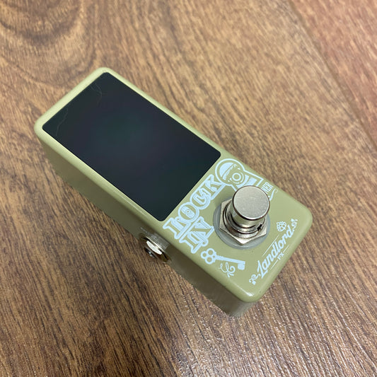 Pre-Owned Landlord Lock In Tuner Pedal