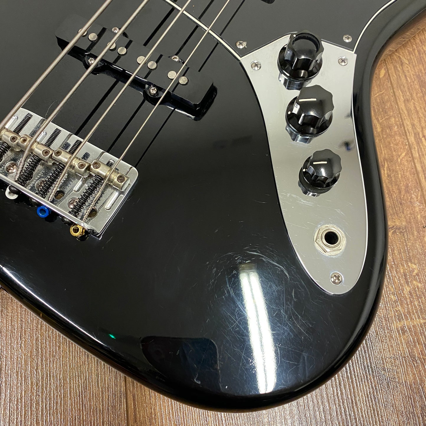 Pre-Owned Fender American S1 Jazz Bass - Black - 2004