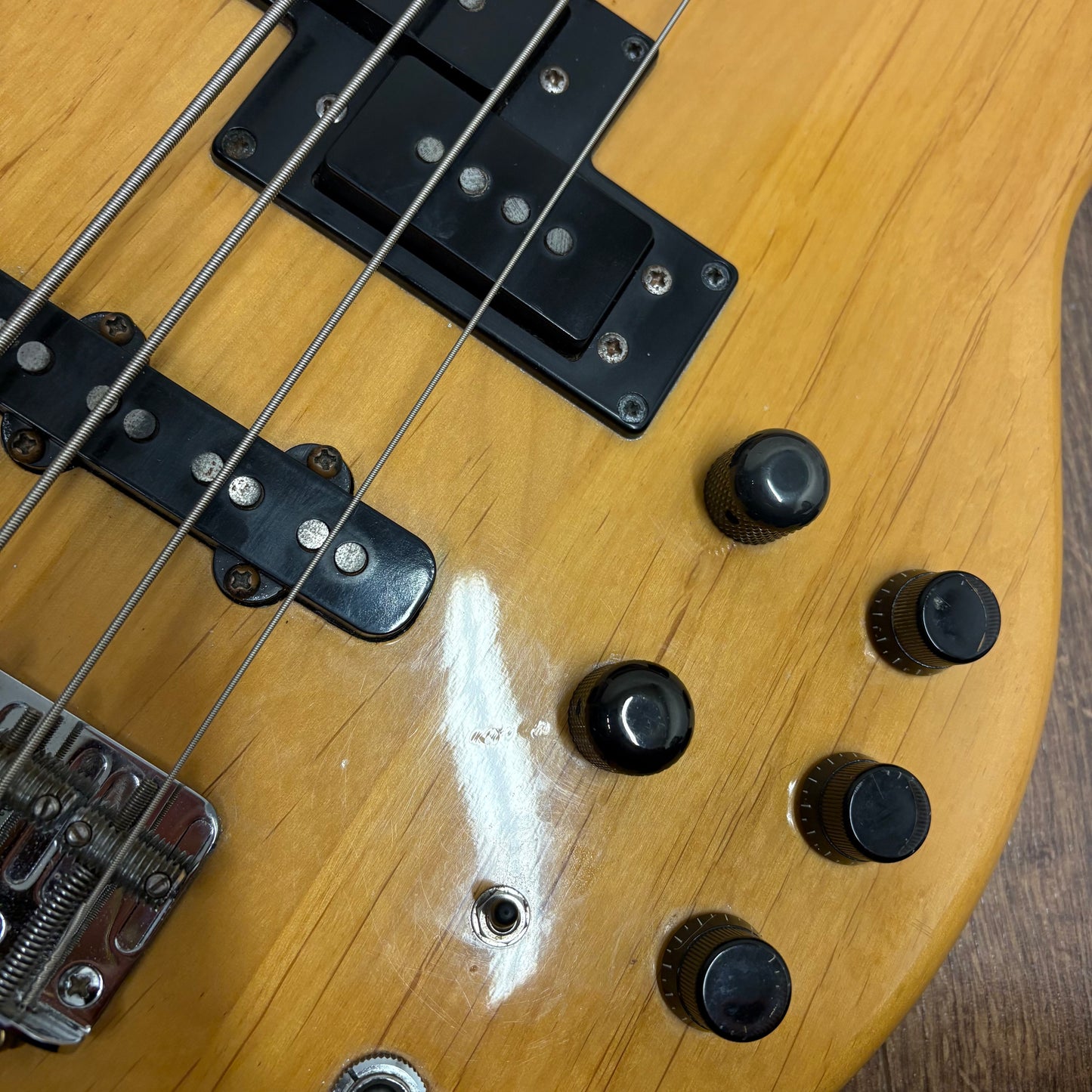 Pre-Owned Yamaha BB1100S Bass - Natural - 1987