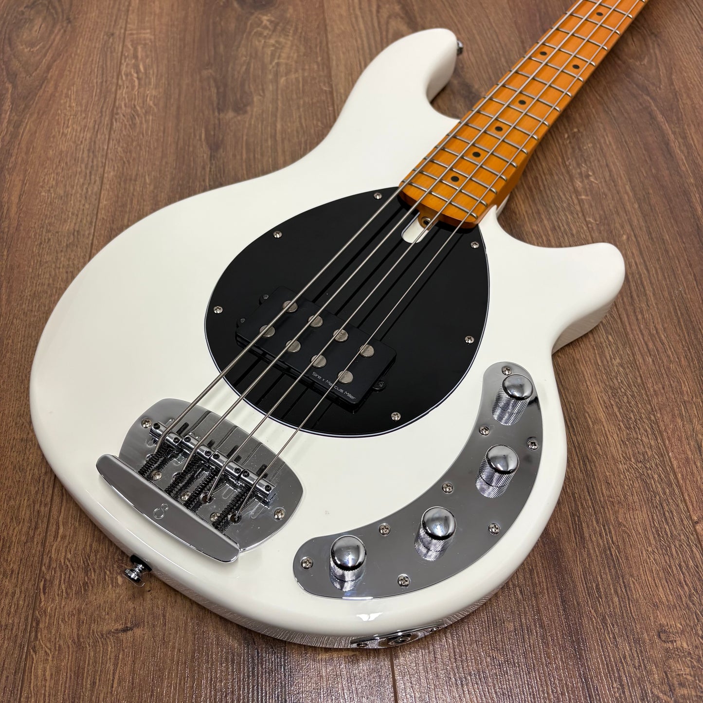 Pre-Owned Sire Marcus Miller Z3 - Antique White