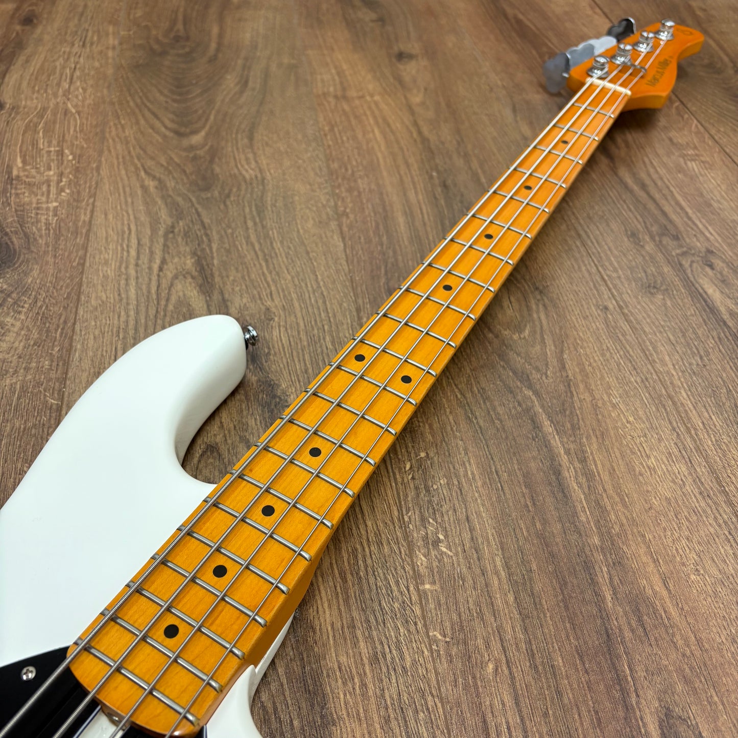 Pre-Owned Sire Marcus Miller Z3 - Antique White