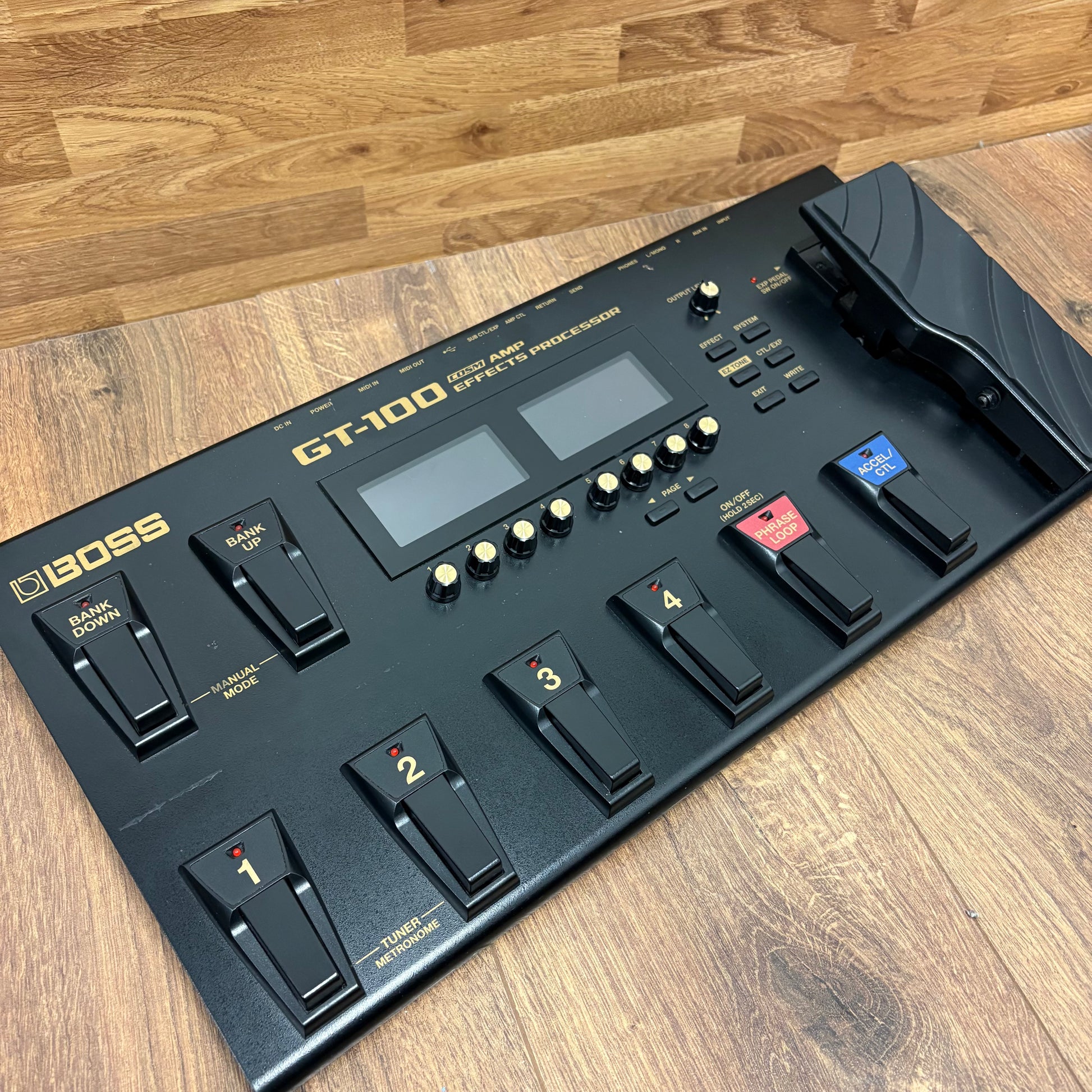 Pre-Owned Boss GT-100 Multi-Effect Pedal
