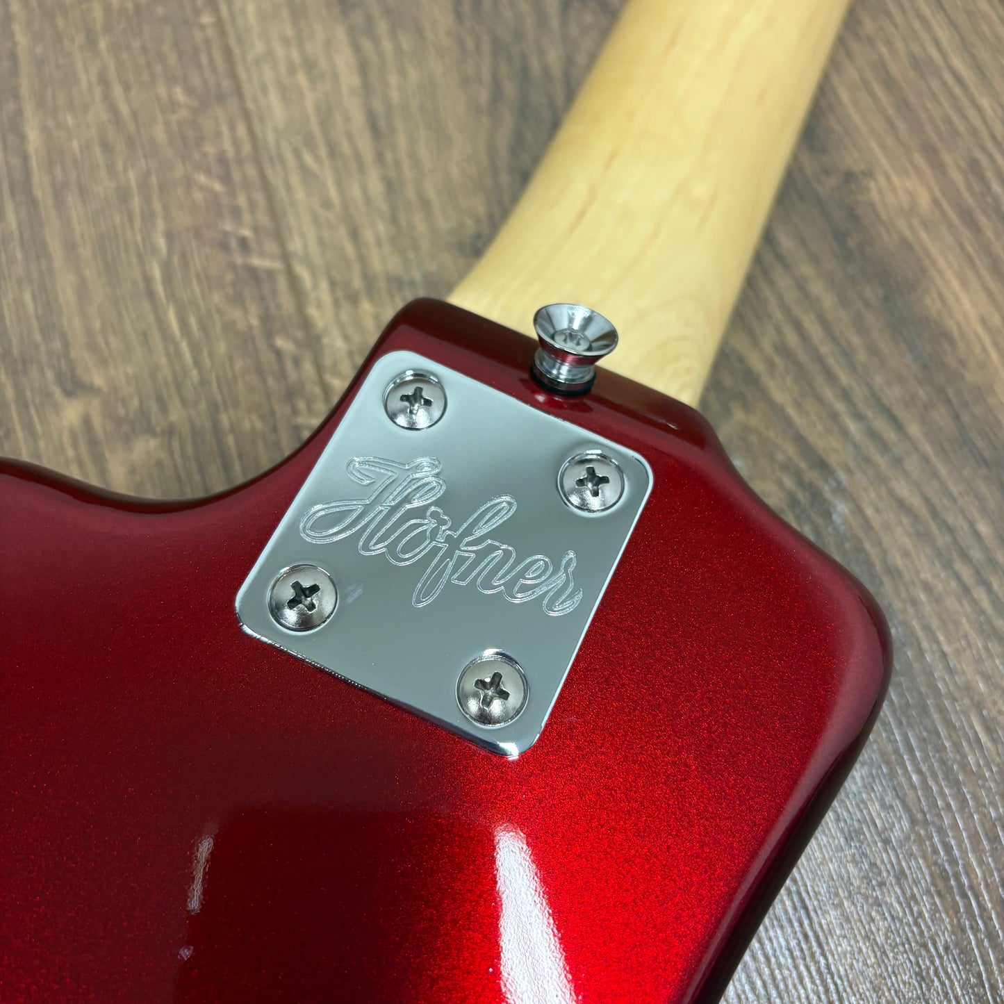 Pre-Owned Hofner Shorty Travel Guitar - Red