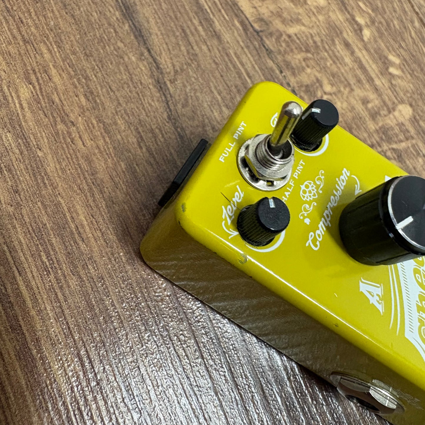 Pre-Owned Landlord FX Cheeky Pint Compressor Pedal