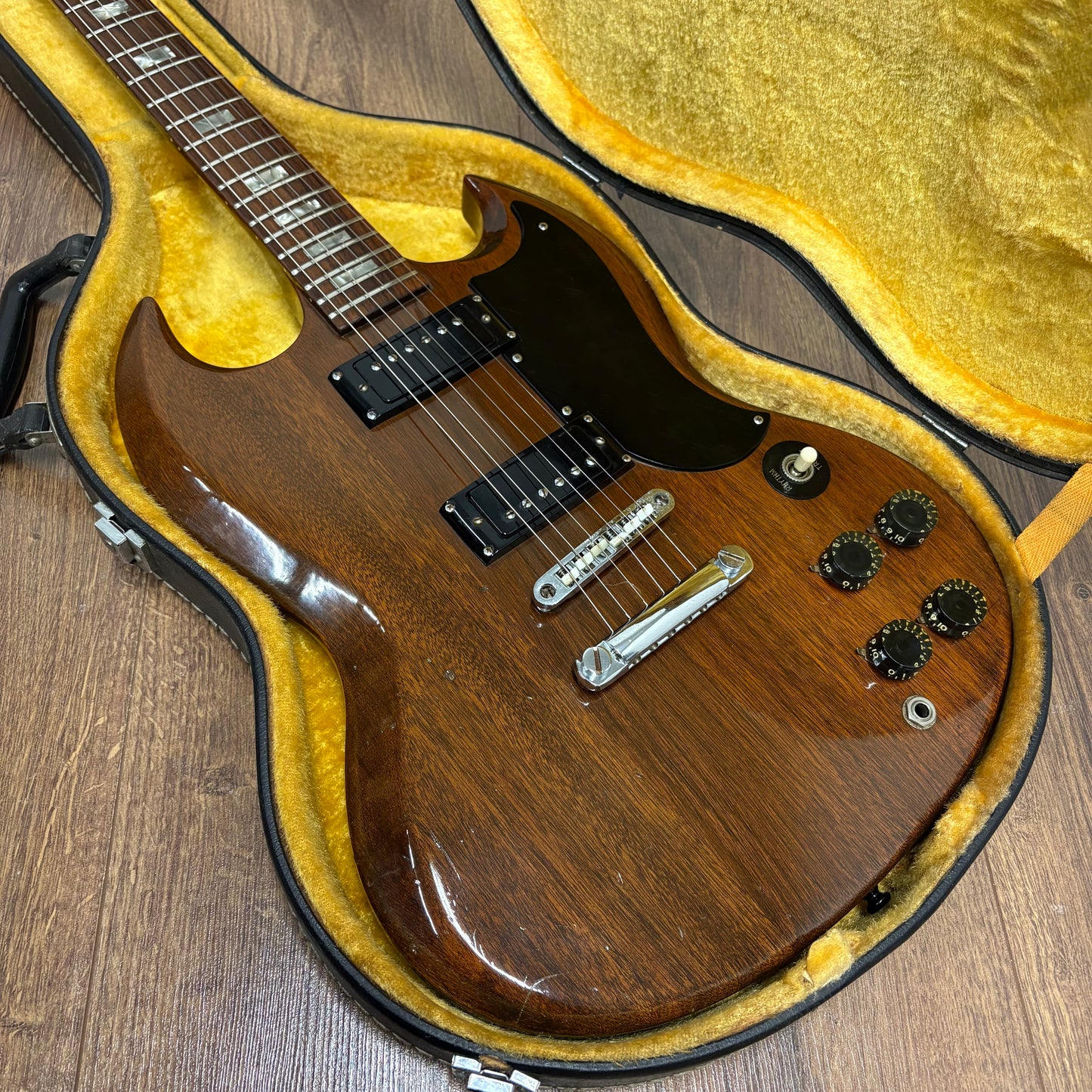 Pre-Owned Gibson SG Special - Walnut - 1973
