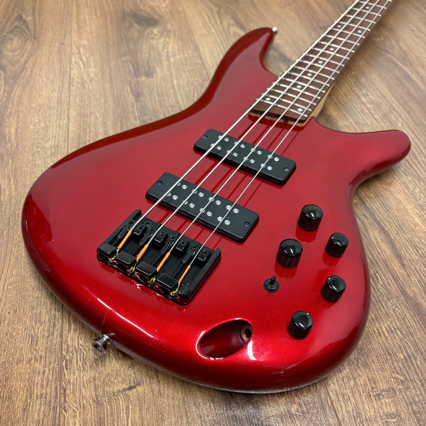 Pre-Owned Ibanez SR300EB Bass - Candy Apple Red