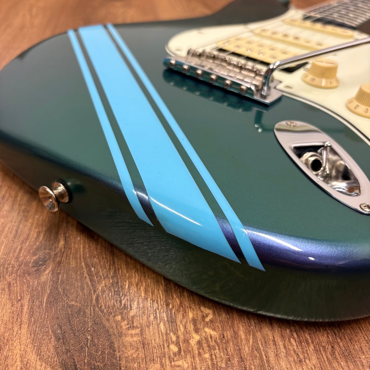 Pre-Owned Fender MIJ STR-ALLVC BTP Stratocaster - Blue Purple Flip-Flop