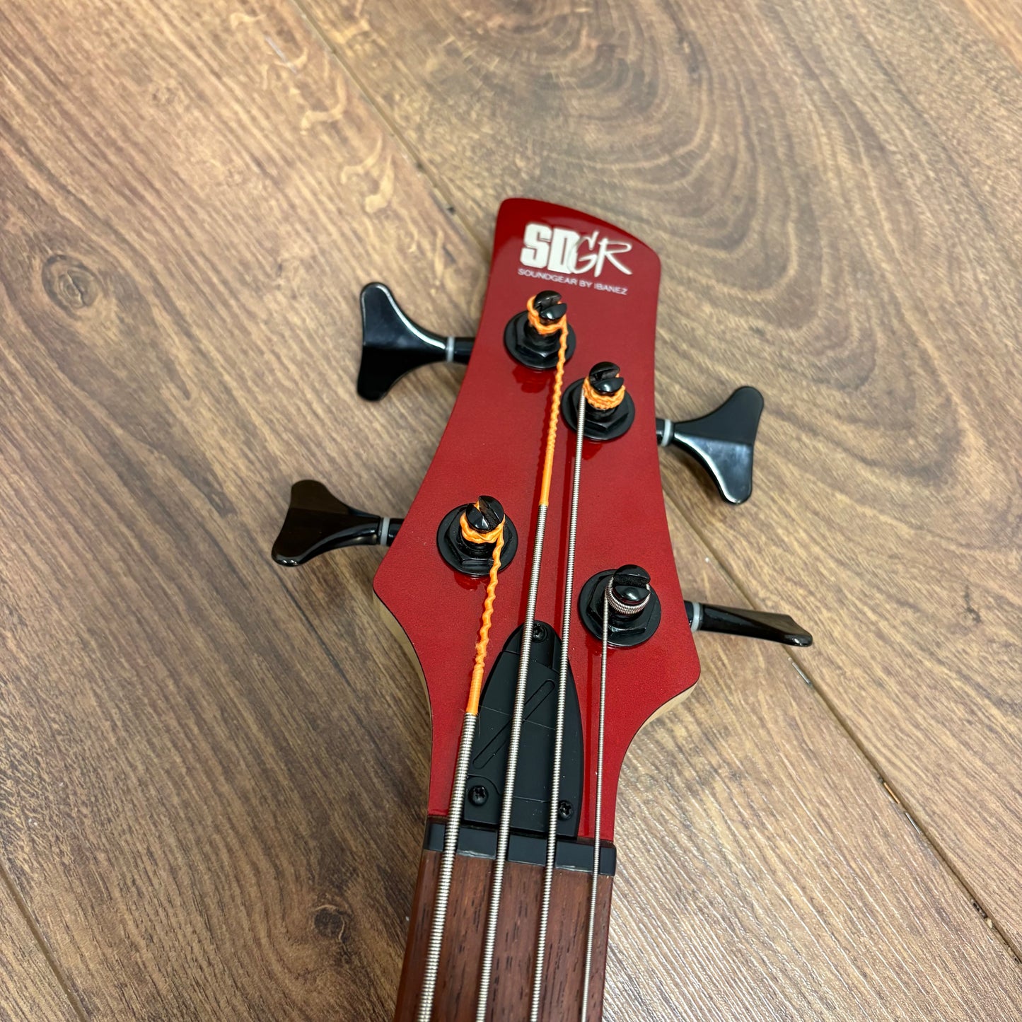 Pre-Owned Ibanez SR300EB Bass - Candy Apple Red