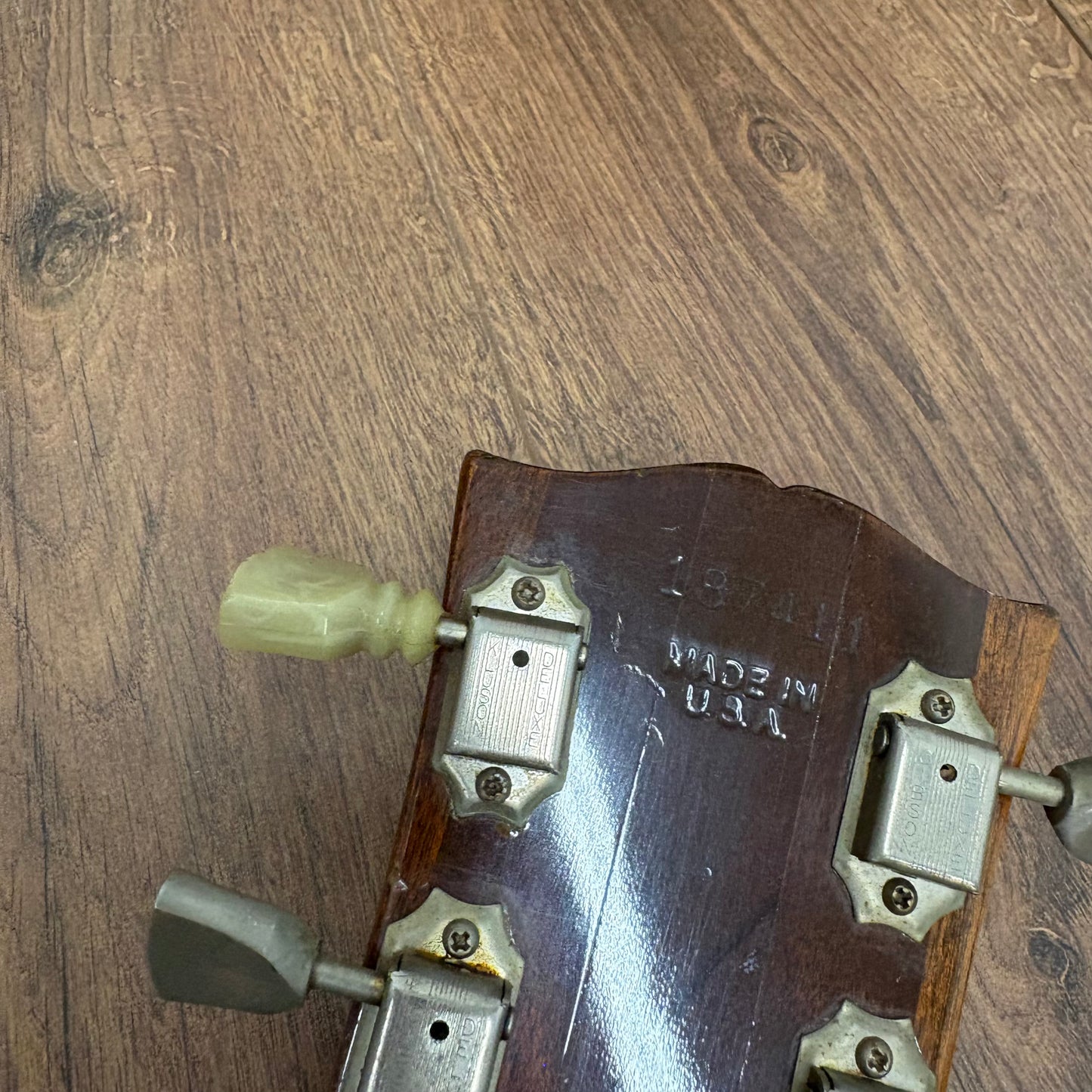 Pre-Owned Gibson SG Special - Walnut - 1973