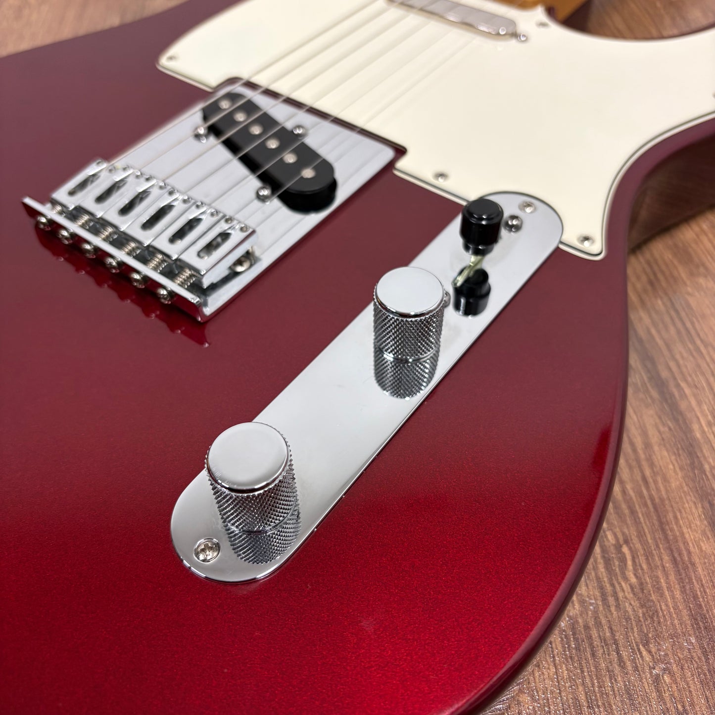 Pre-Owned Fender Mexican Standard Telecaster - Candy Apple Red