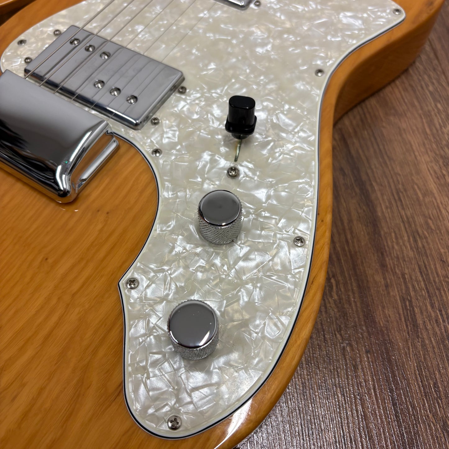 Pre-Owned Fender American Vintage II 1972 Telecaster Thinline - Aged Natural - 2023