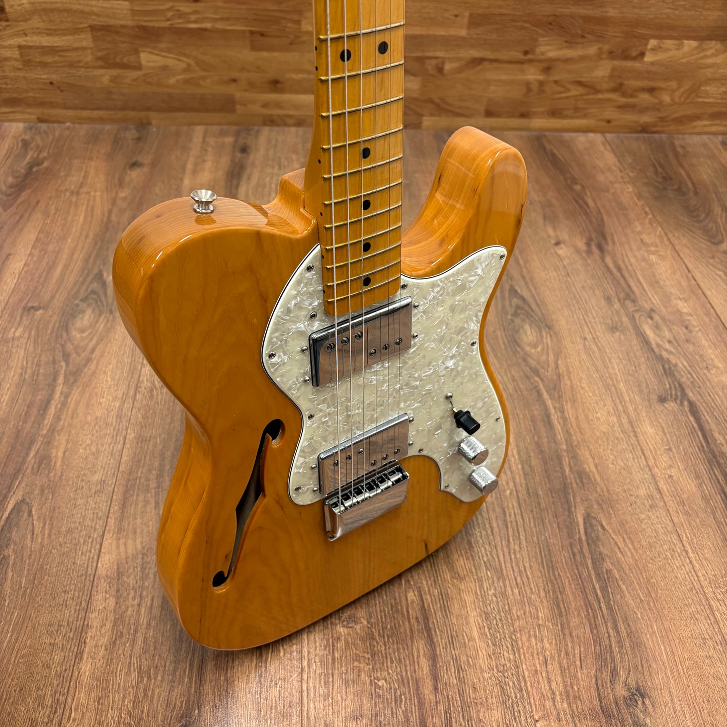 Pre-Owned Fender American Vintage II 1972 Telecaster Thinline - Aged Natural - 2023