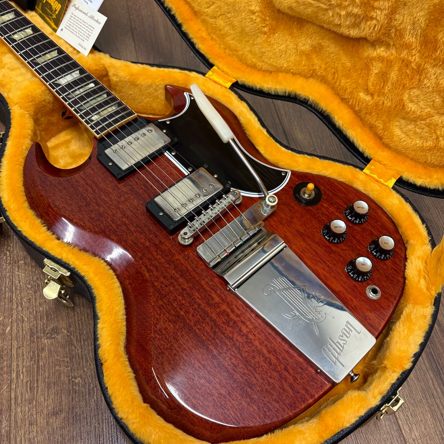 Pre-Owned Gibson Custom Shop 1964 SG Standard Maestro VOS - Cherry Red - 2023