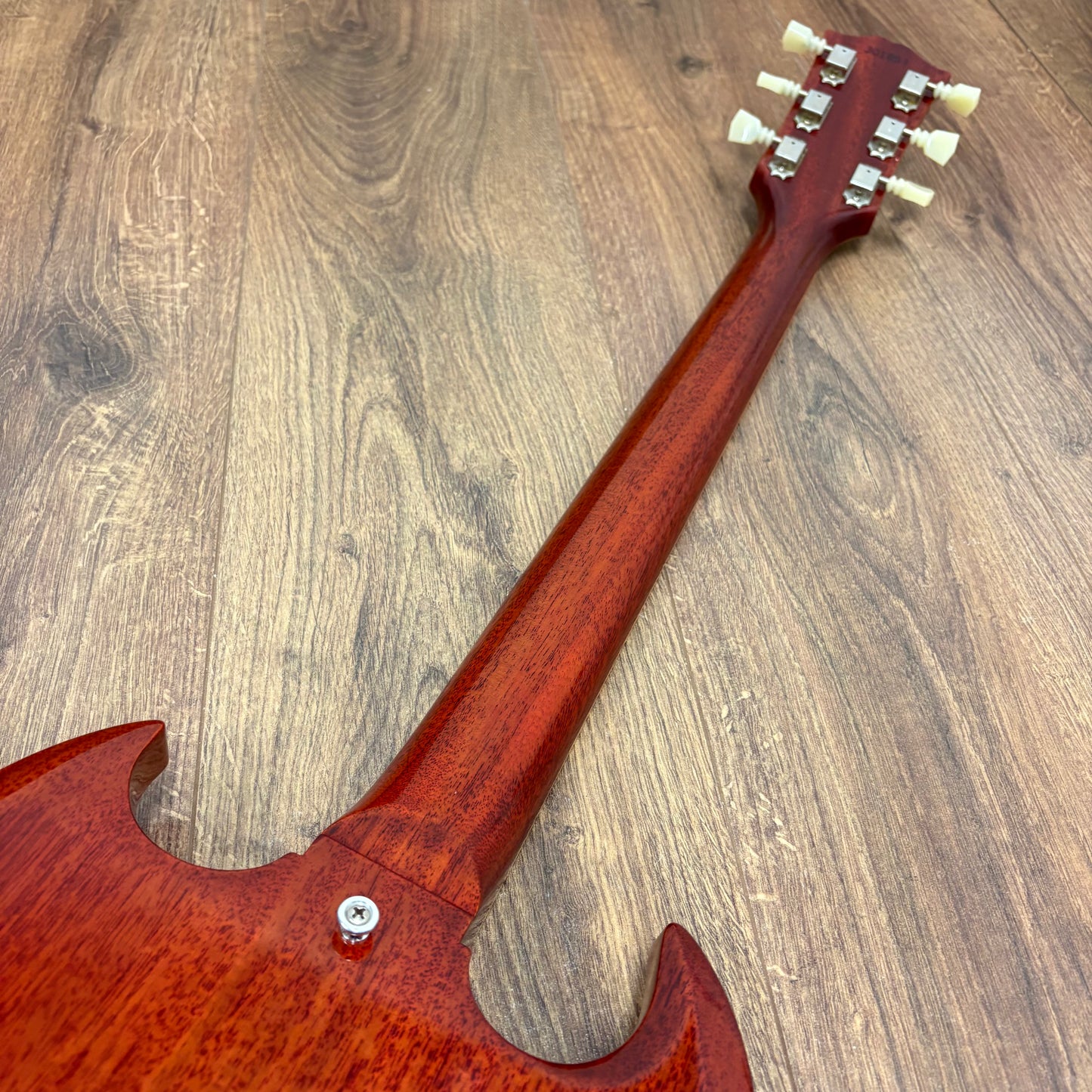 Pre-Owned Gibson Custom Shop 1964 SG Standard Maestro VOS - Cherry Red - 2023