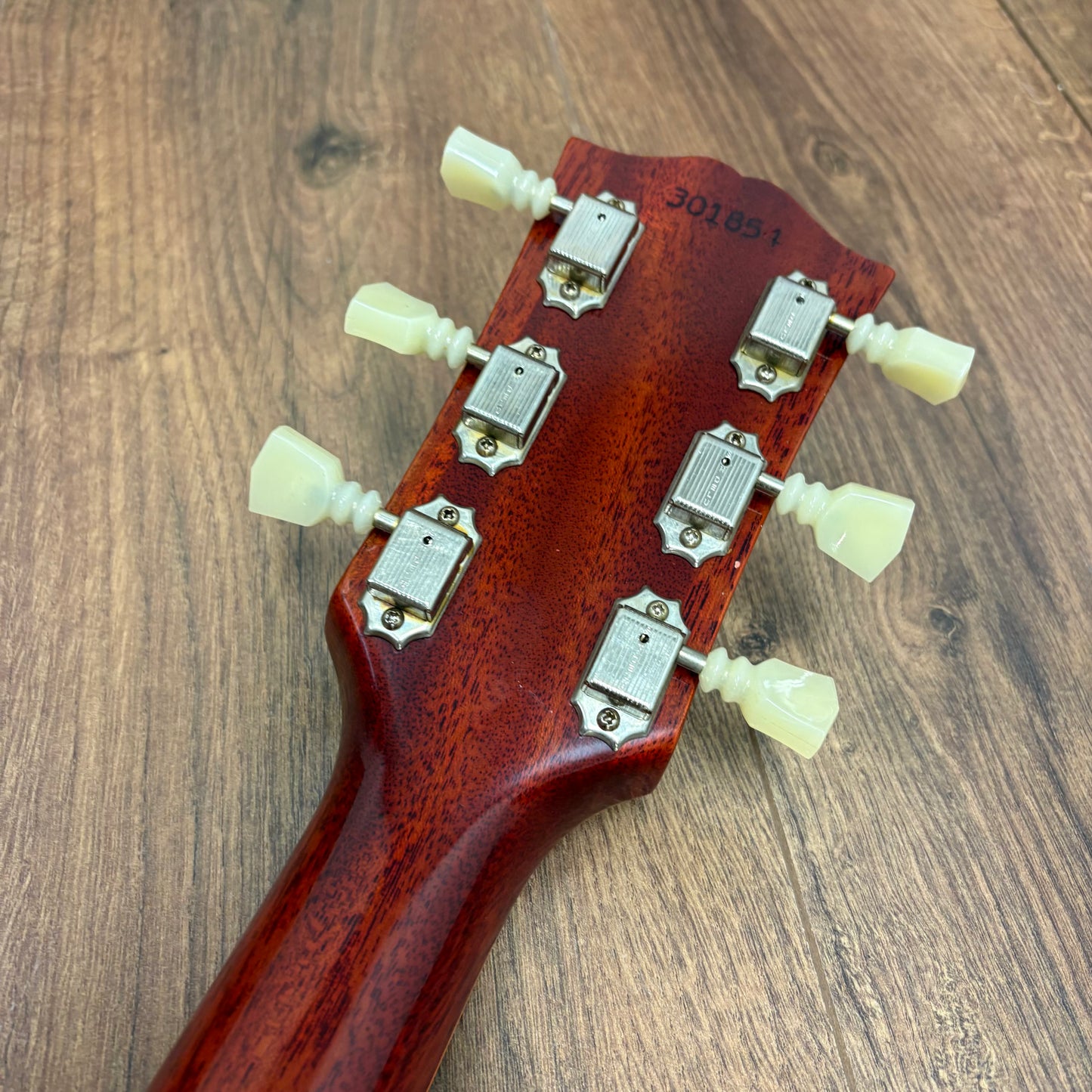 Pre-Owned Gibson Custom Shop 1964 SG Standard Maestro VOS - Cherry Red - 2023