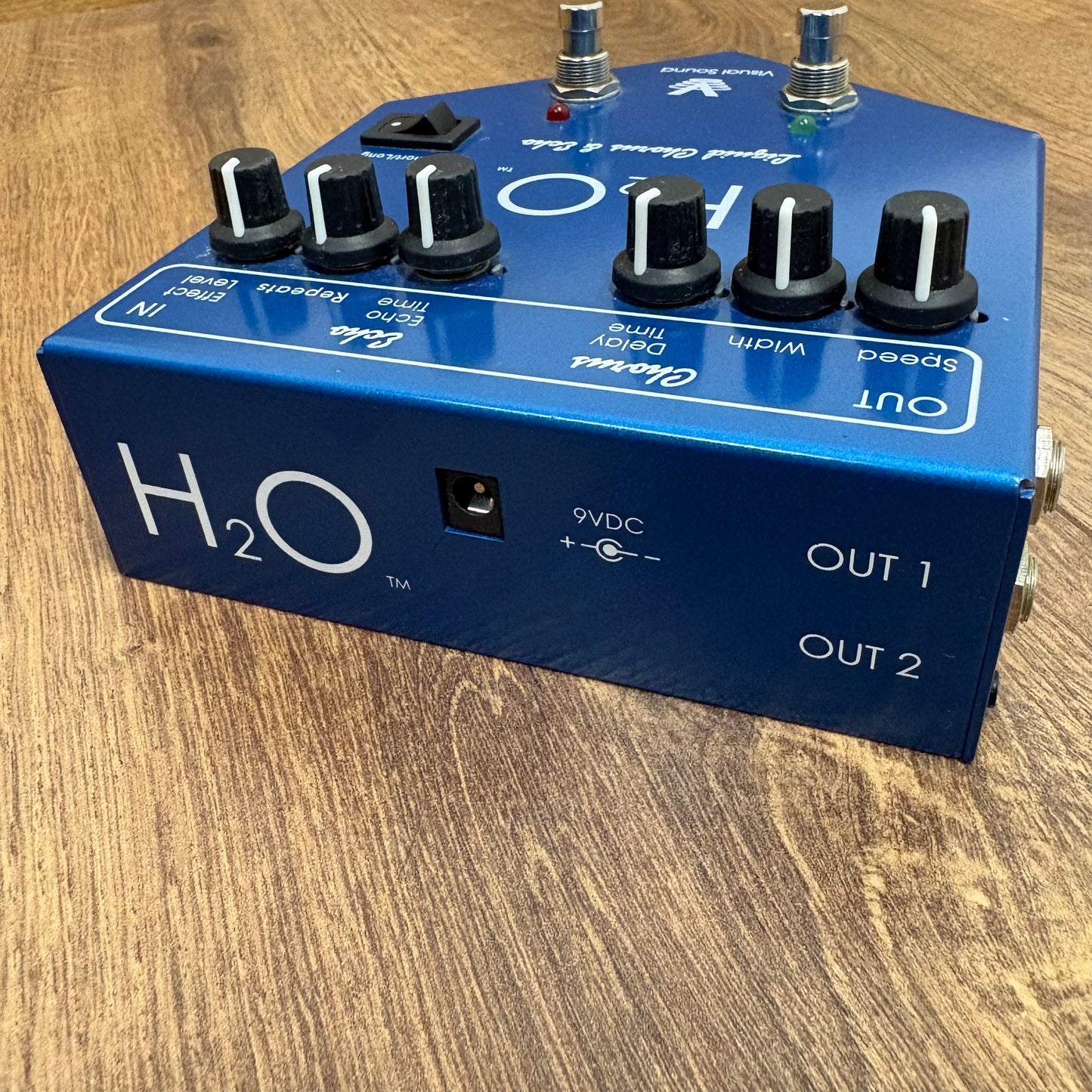 Pre-Owned Visual Sound H20 Chorus/Echo Pedal