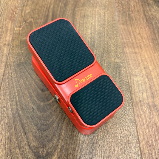 Pre-Owned Donner Vowel Wah Volume Pedal