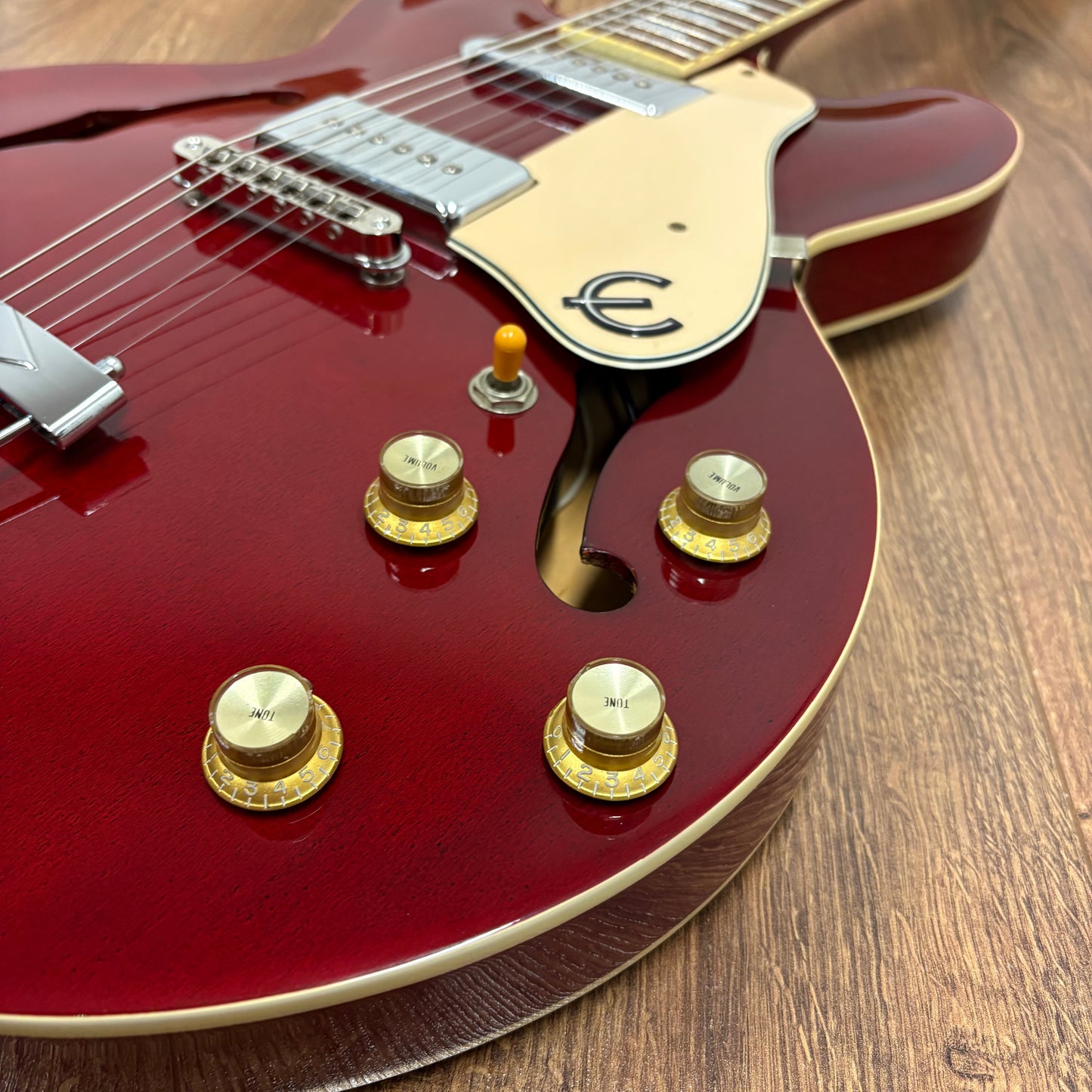 Pre-Owned Epiphone Casino MIK Peerless - Cherry Red - 1997