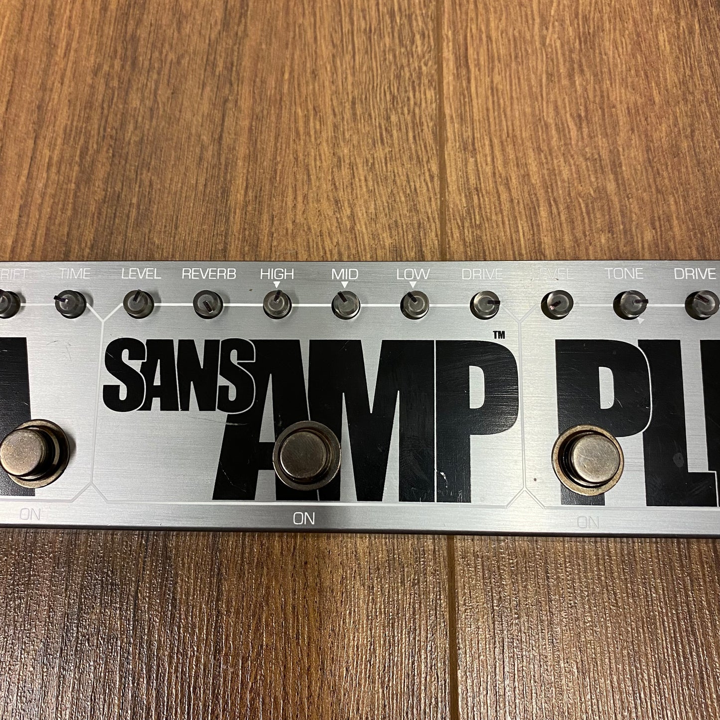 Pre-Owned Tech 21 SansAmp Fly Rig 5 V1