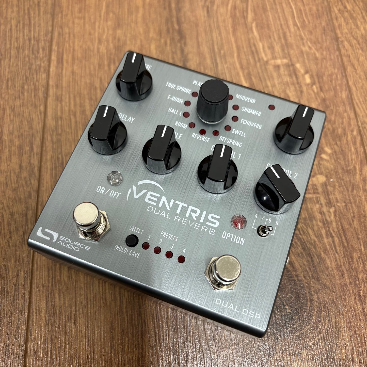Pre-Owned Source Audio Ventris Reverb Pedal