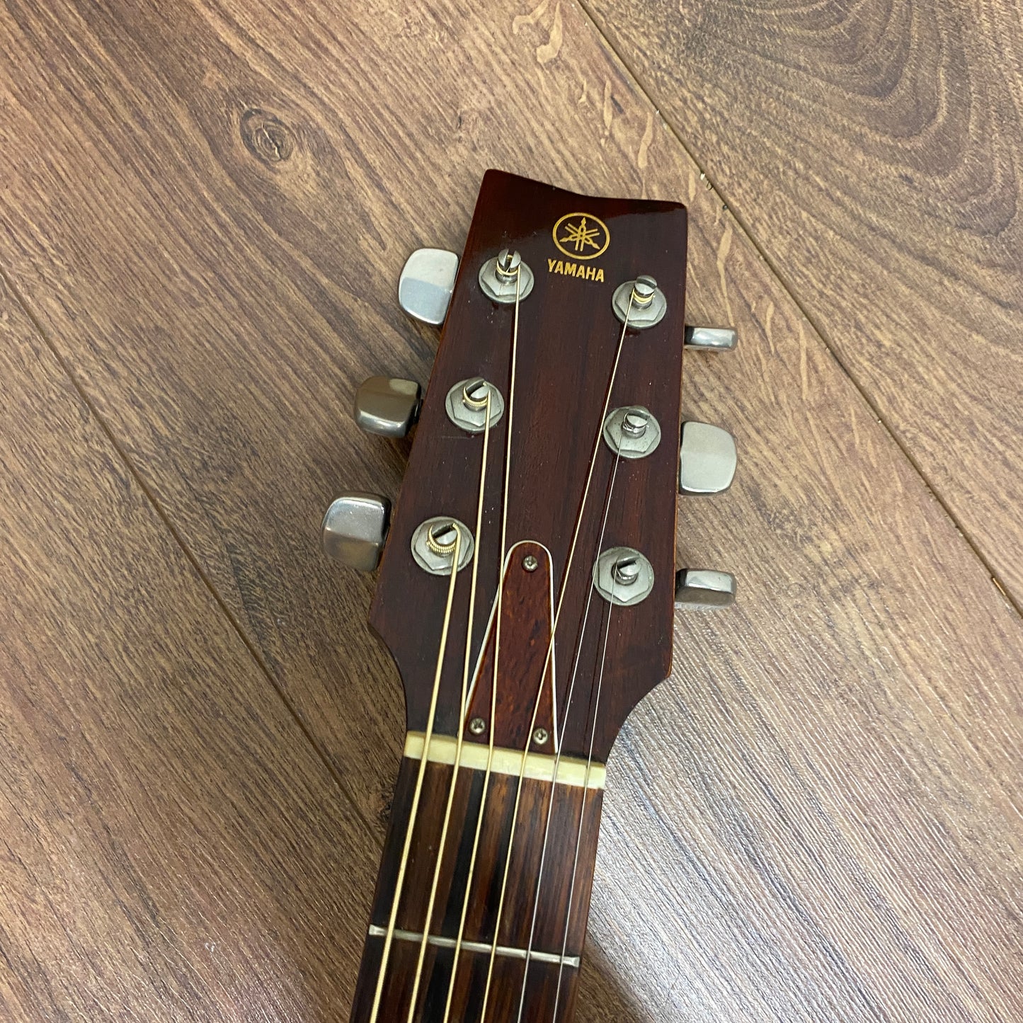 Pre-Owned Yamaha FG-200 Acoustic - Natural - 1973