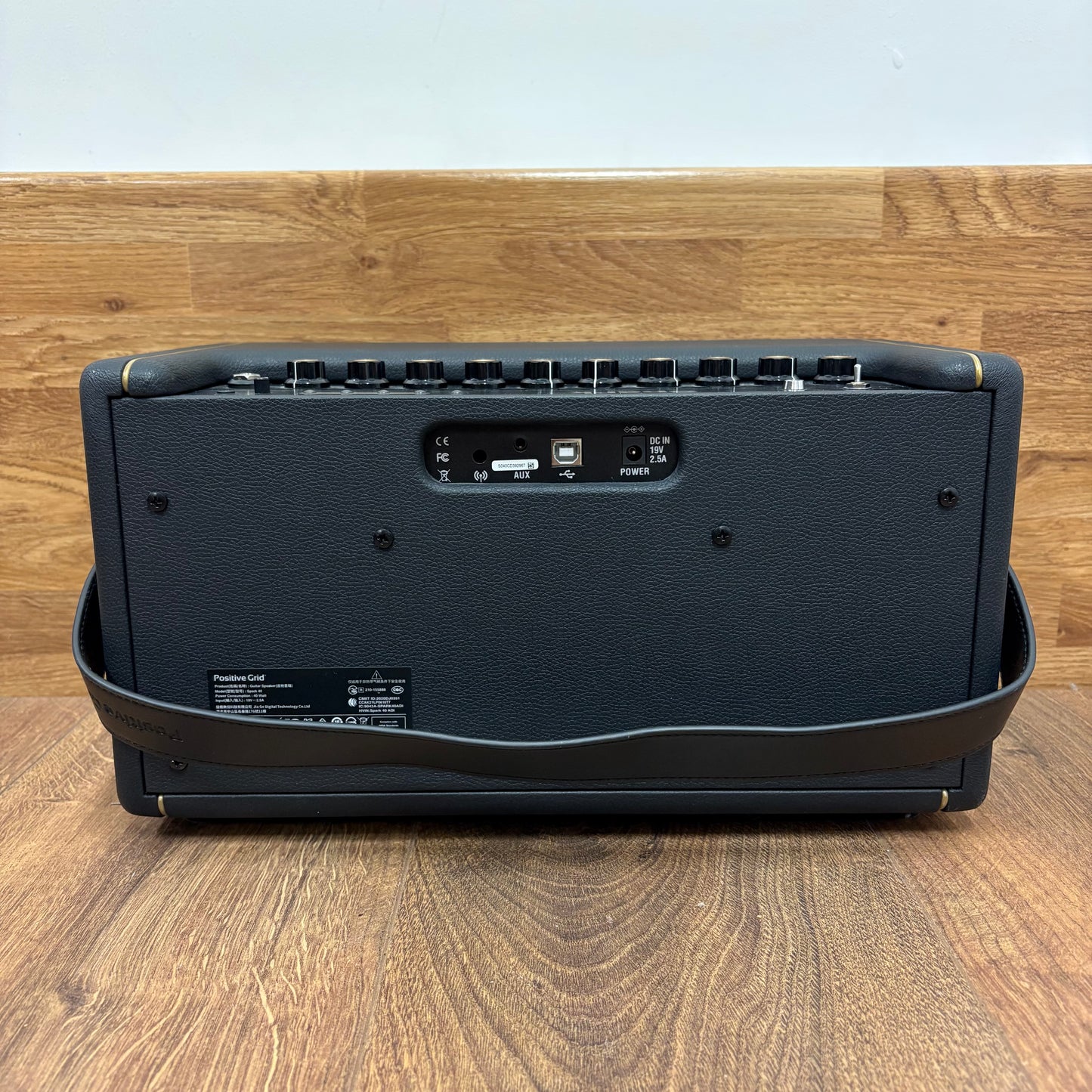 Pre-Owned Positive Grid Spark 40w Amp w/ Spark Bag