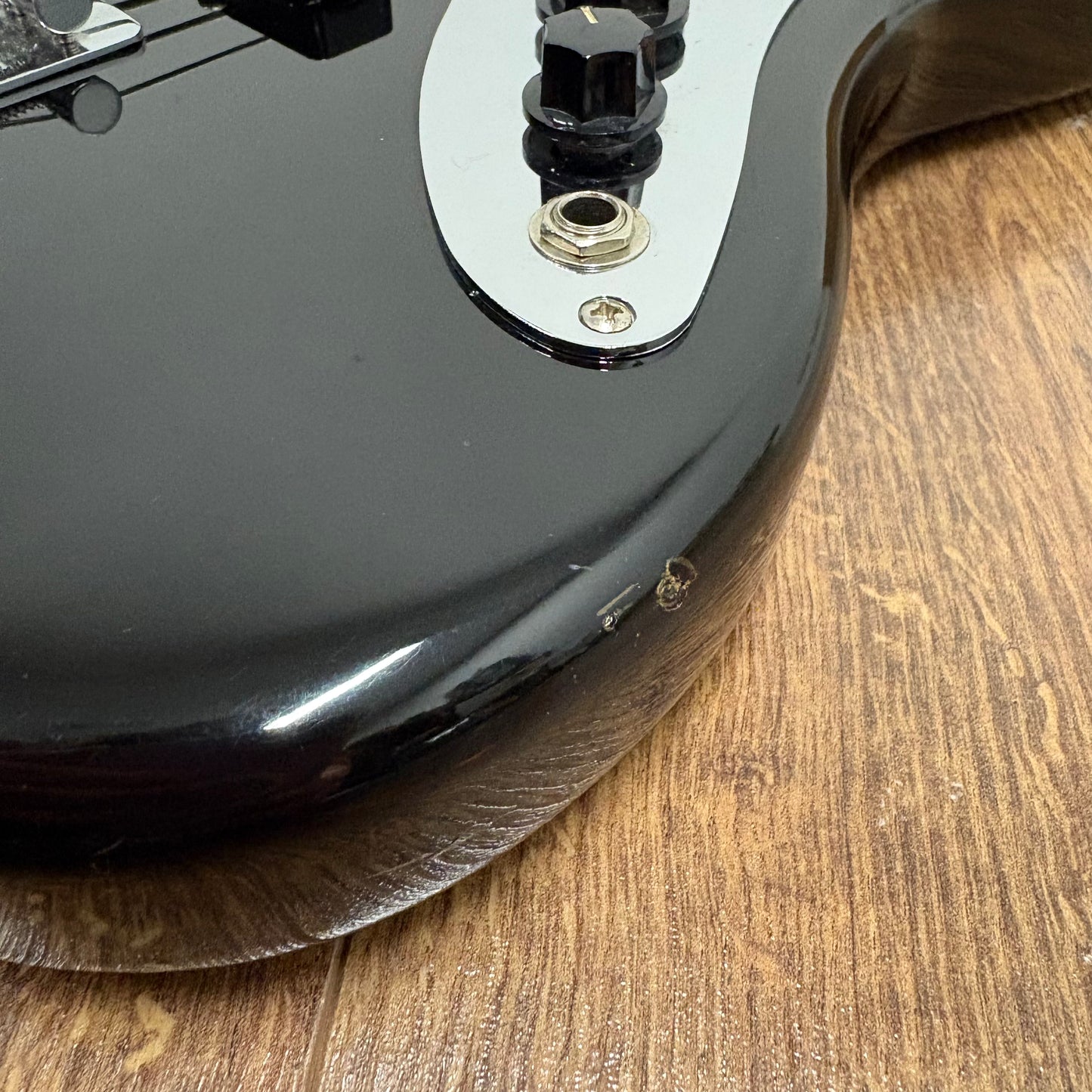 Pre-Owned Squier Vintage Modified Jaguar Short Scale Bass - Black