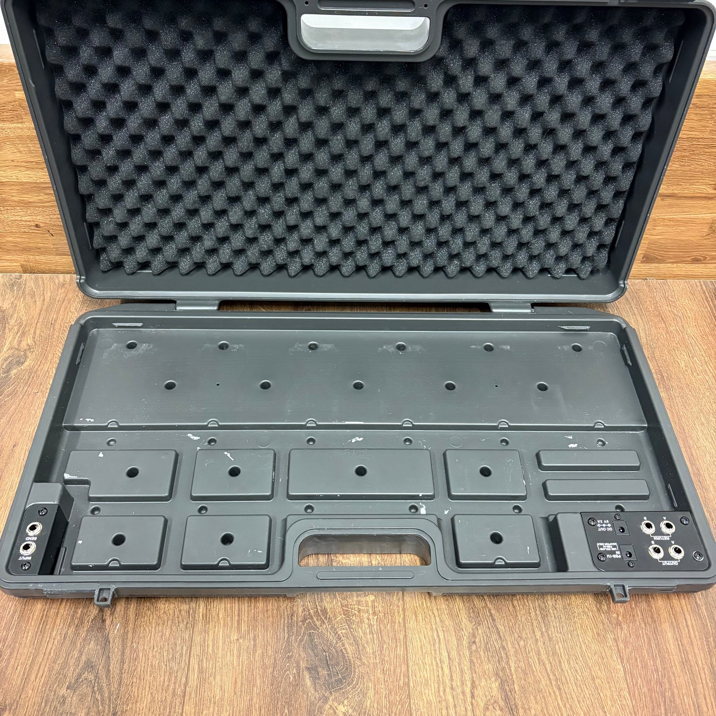 Pre-Owned Boss BCB-90X Pedal Board