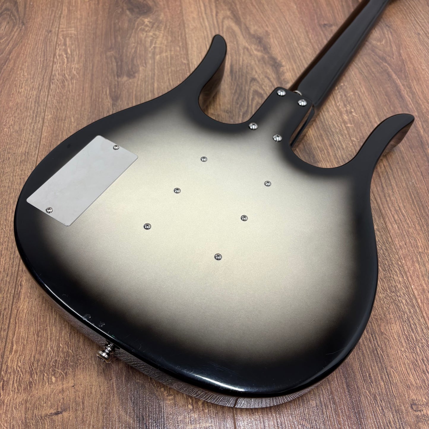 Pre-Owned Danelectro Longhorn 3 Pickups - Blackburst - Early ‘00s