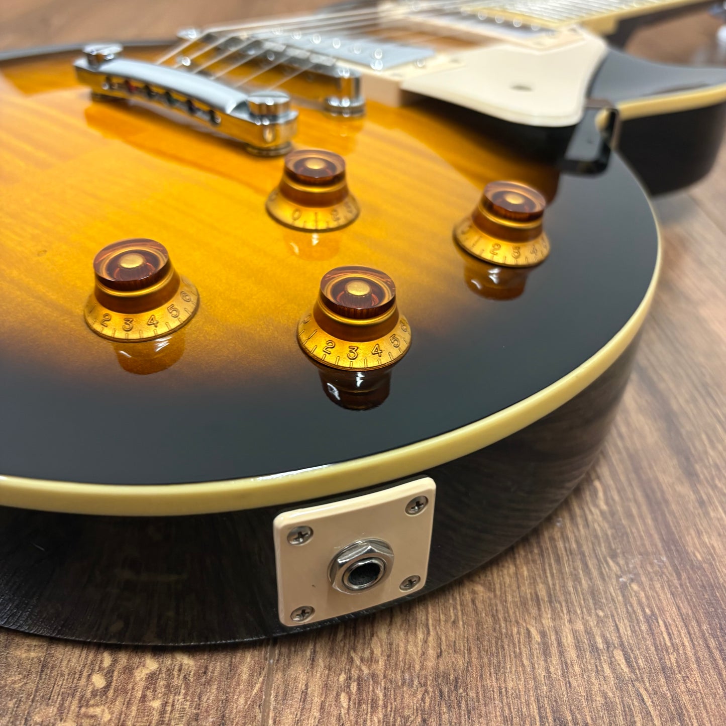 Pre-Owned Epiphone Les Paul Standard - Tobacco Sunburst - 2007