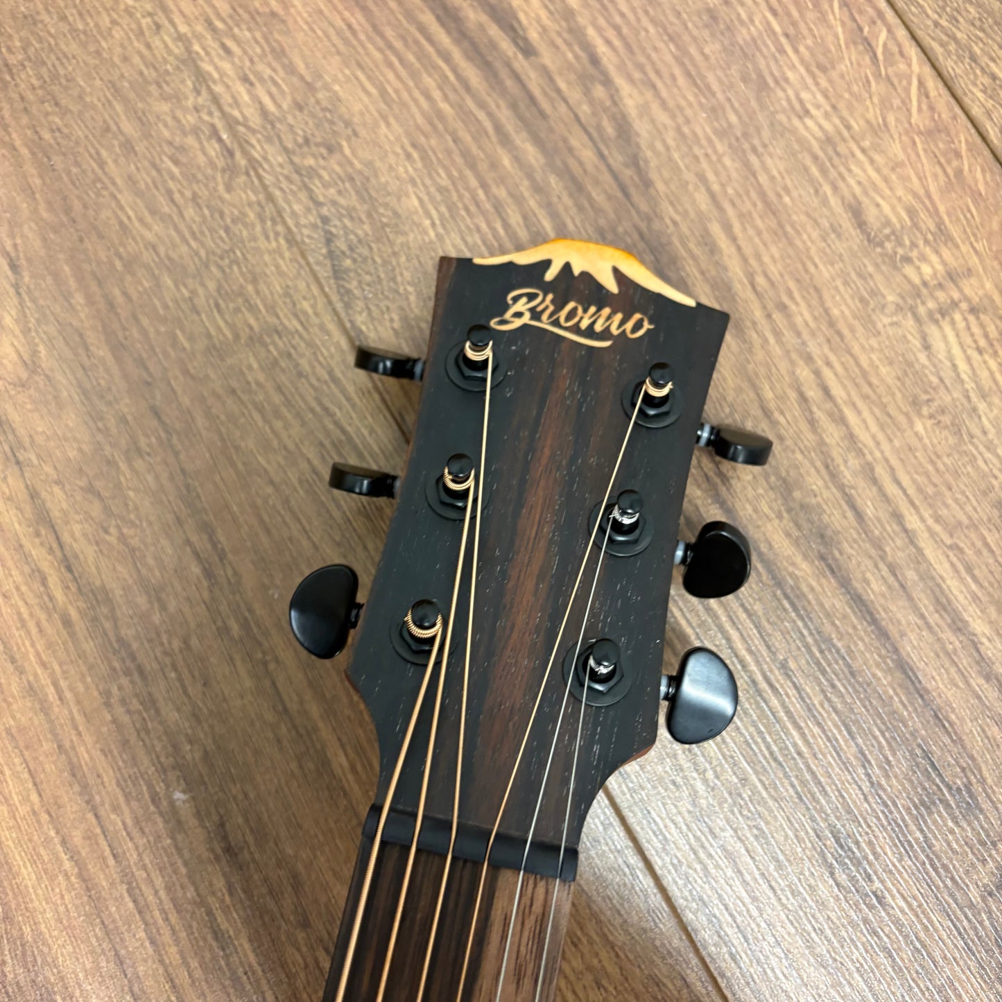 Pre-Owned Bromo BAT8ME BK Mini Jumbo Electro - Satin Black