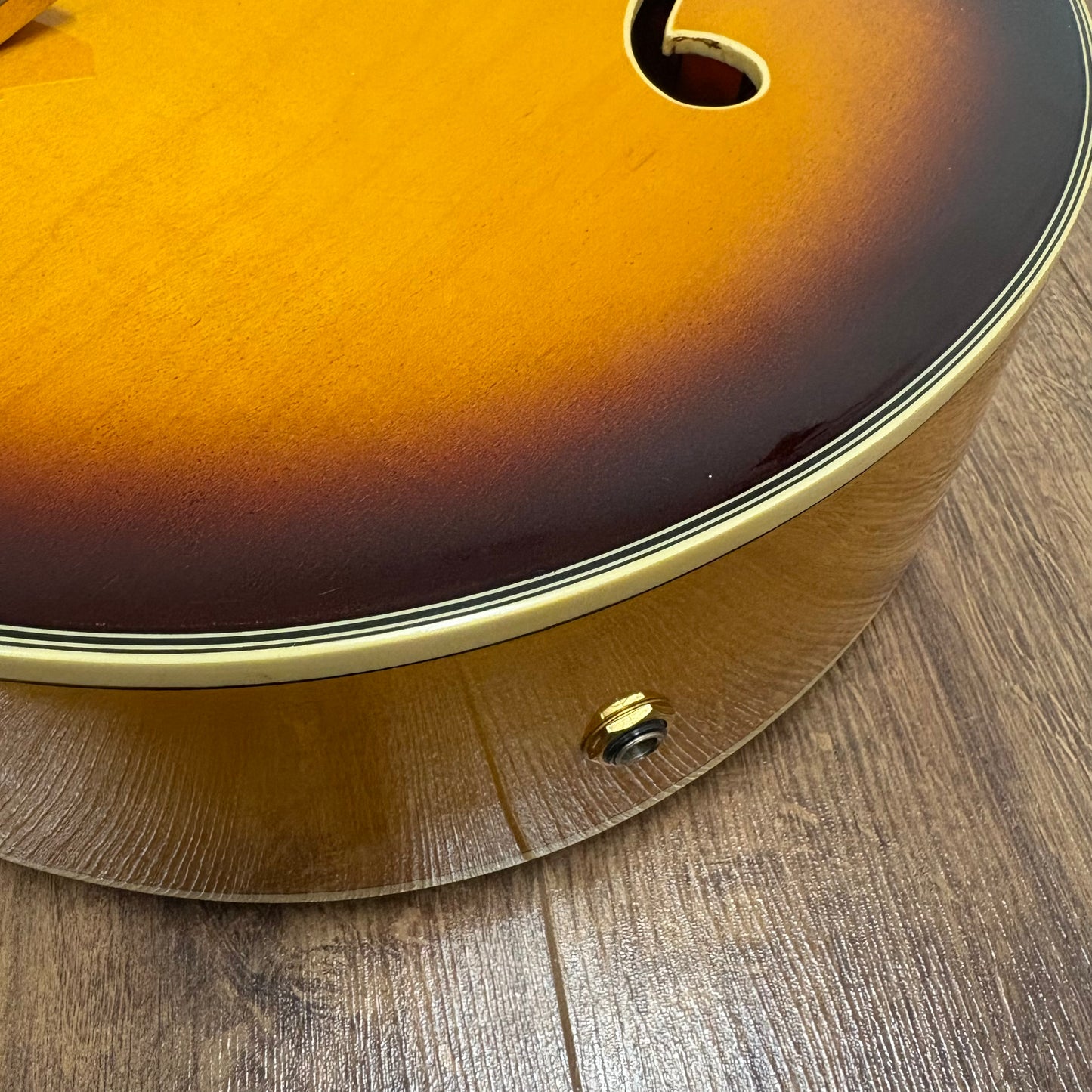 Pre-Owned Fenix FAE-6 Archtop Jazz Guitar - Sunburst - 1990s