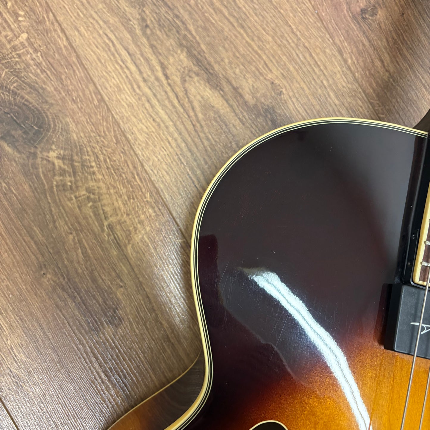 Pre-Owned Fenix FAE-6 Archtop Jazz Guitar - Sunburst - 1990s